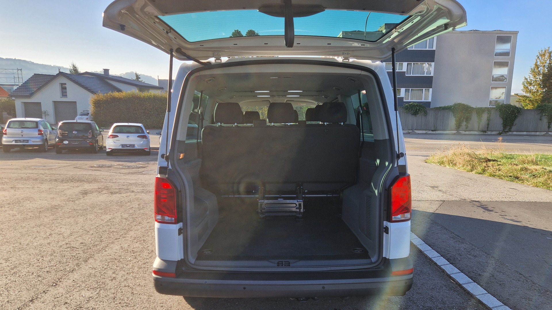 VW T6.1 3400 Langer Radstand 2.0 TDI DSG-image-14