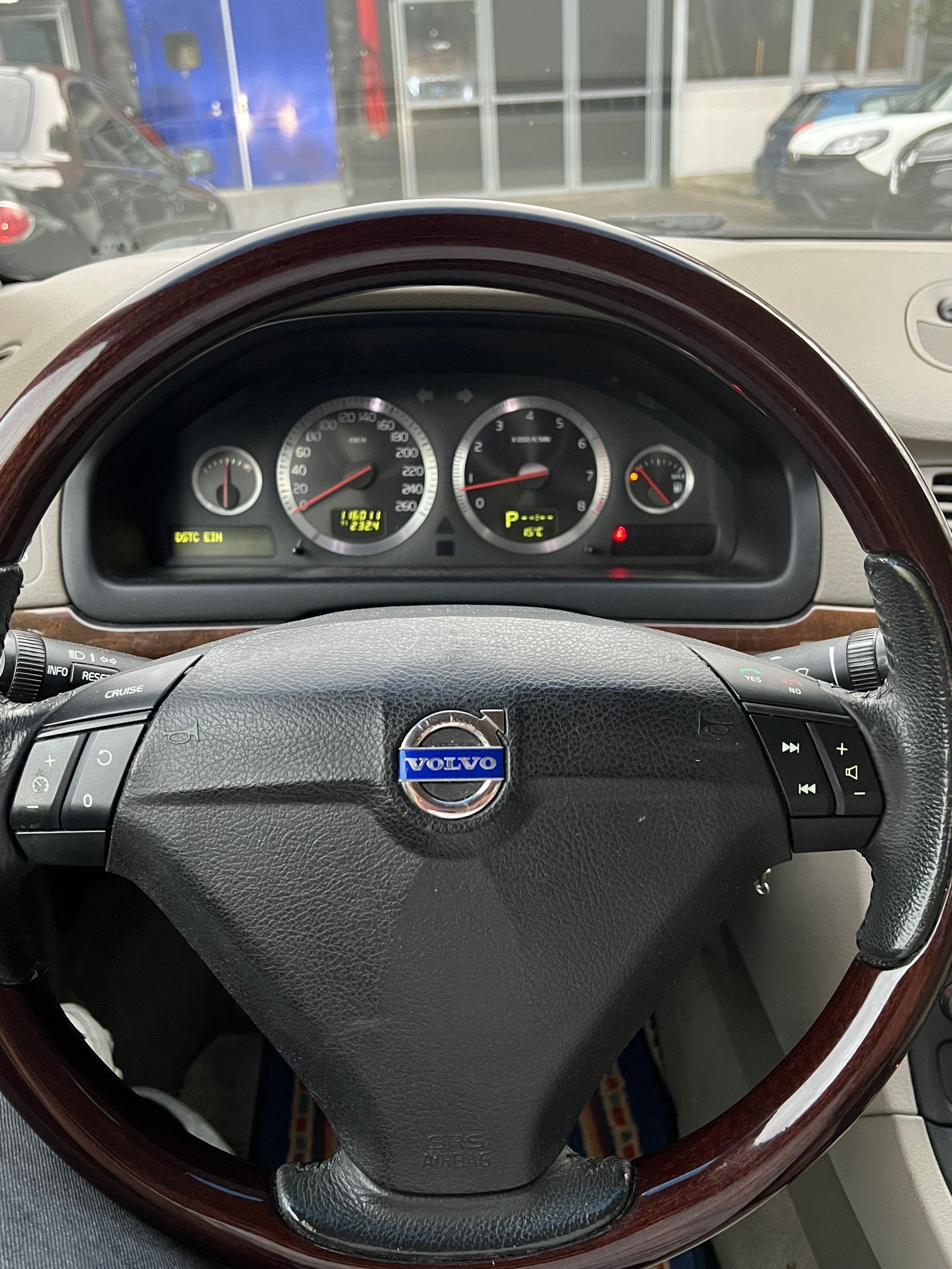 VOLVO S80 T6 Executive A-image-8