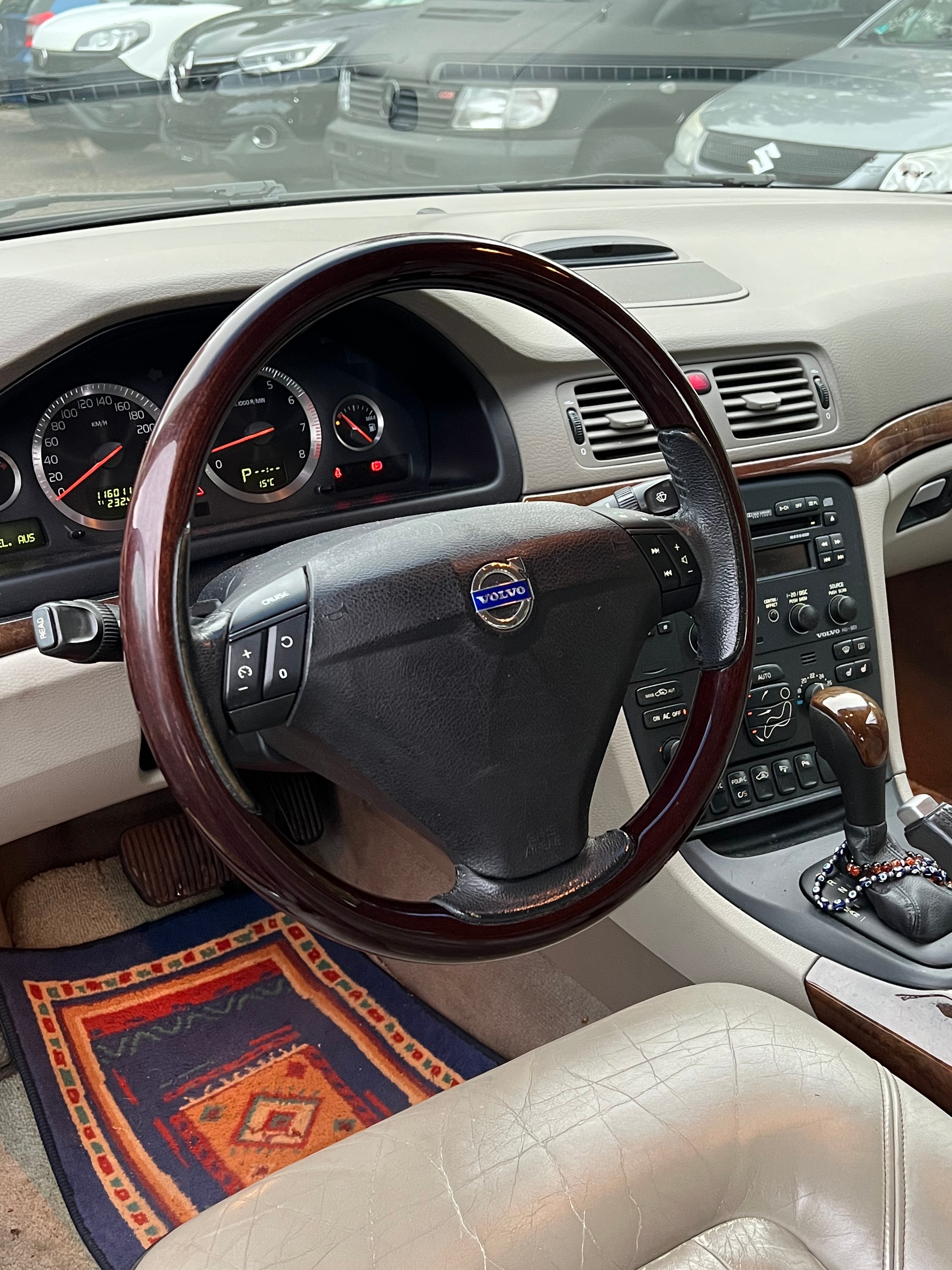 VOLVO S80 T6 Executive A-image-5