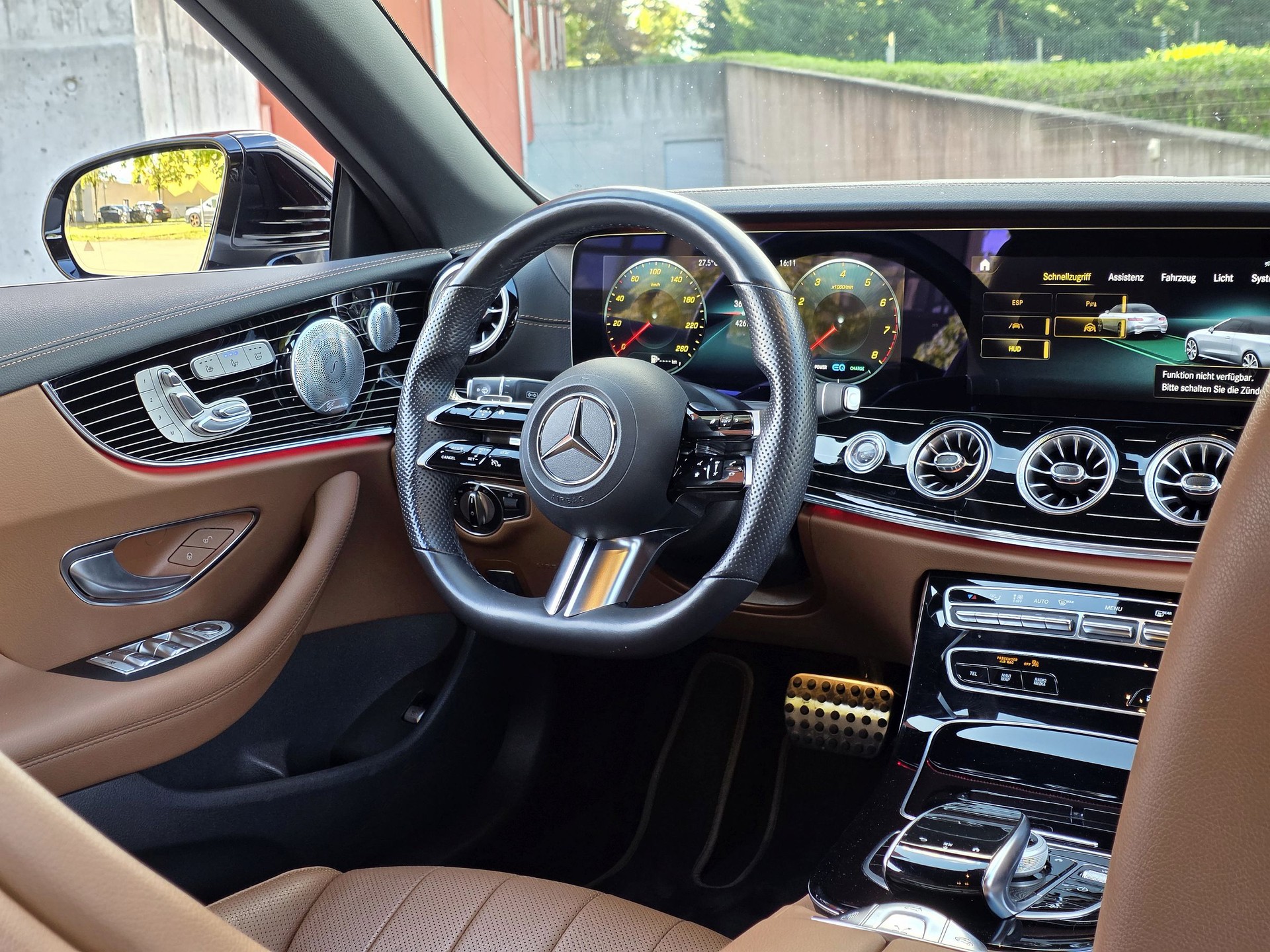 MERCEDES-BENZ E 450 Cabriolet 4Matic AMG Line 9G-Tronic-image-27