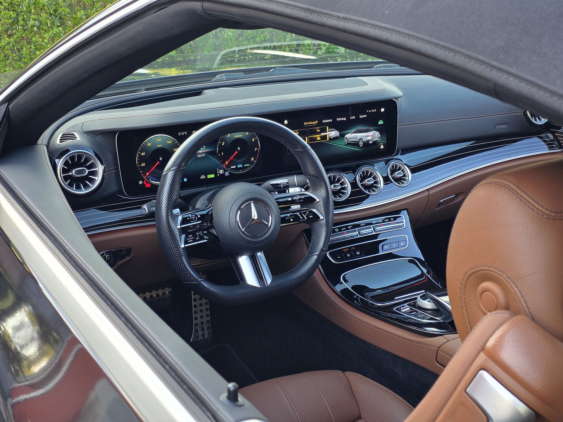 MERCEDES-BENZ E 450 Cabriolet 4Matic AMG Line 9G-Tronic-image-21