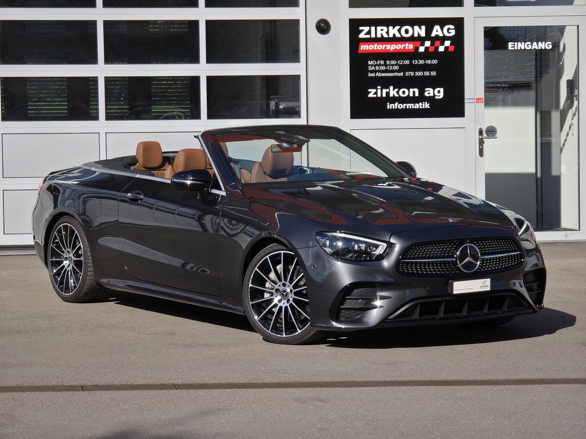 MERCEDES-BENZ E 450 Cabriolet 4Matic AMG Line 9G-Tronic-image-7