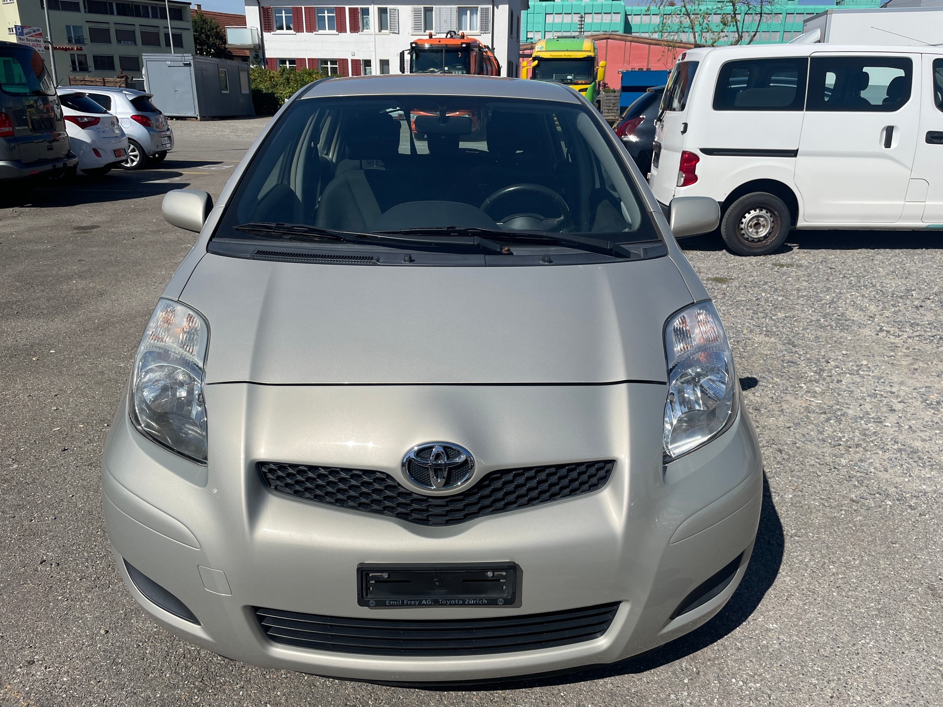 TOYOTA Yaris 1.33 Linea Sol-image-0