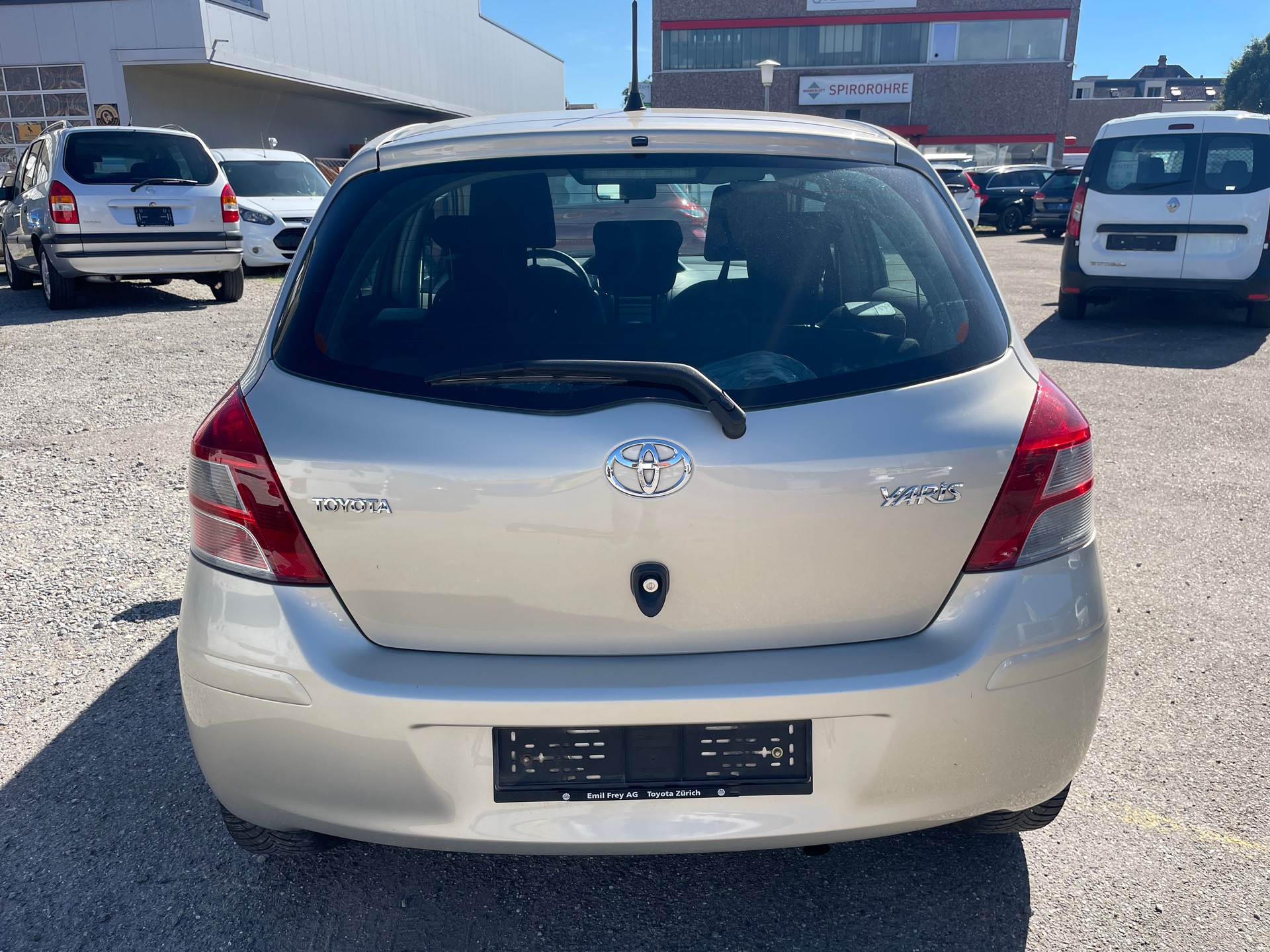 TOYOTA Yaris 1.33 Linea Sol-image-5
