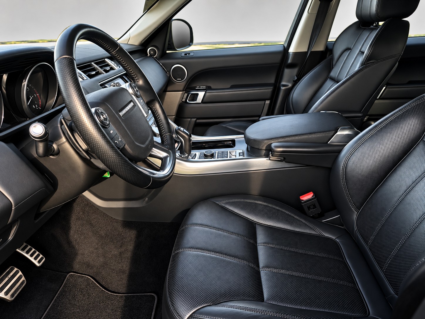 LAND ROVER Range Rover Sport 4.4 SDV8 HSE Dynamic Automatic-image-12