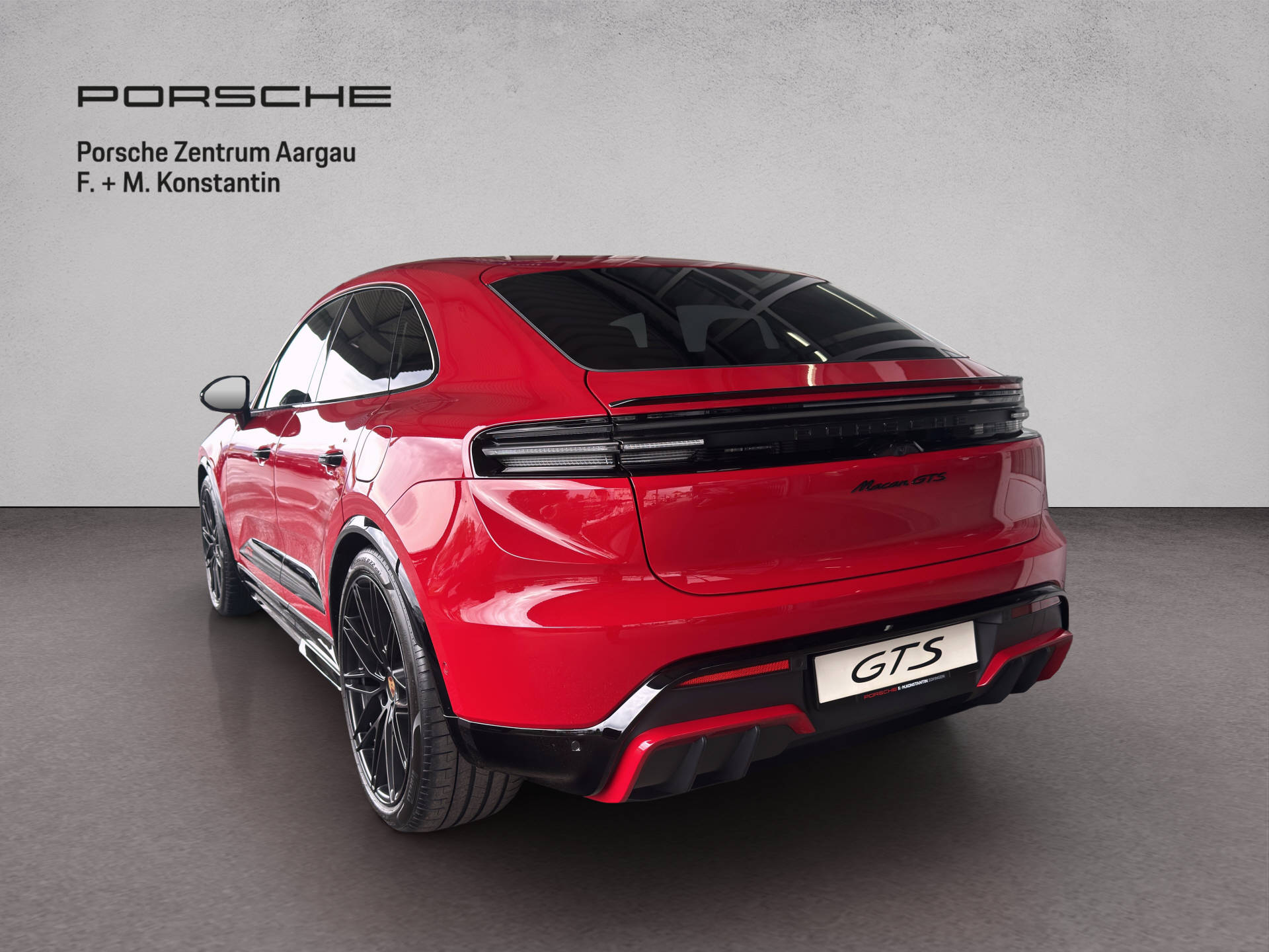 PORSCHE Macan GTS-image-3