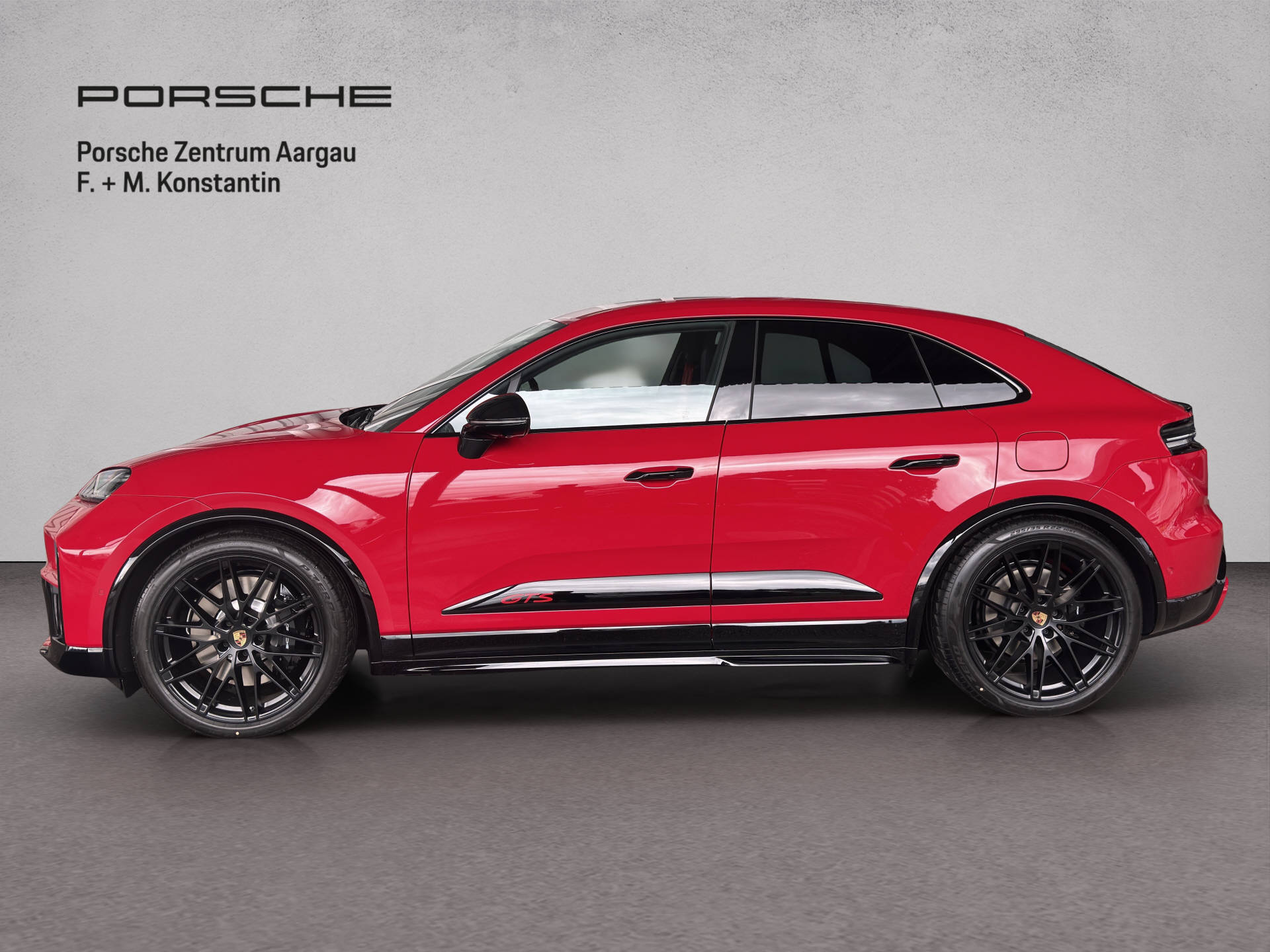 PORSCHE Macan GTS-image-2