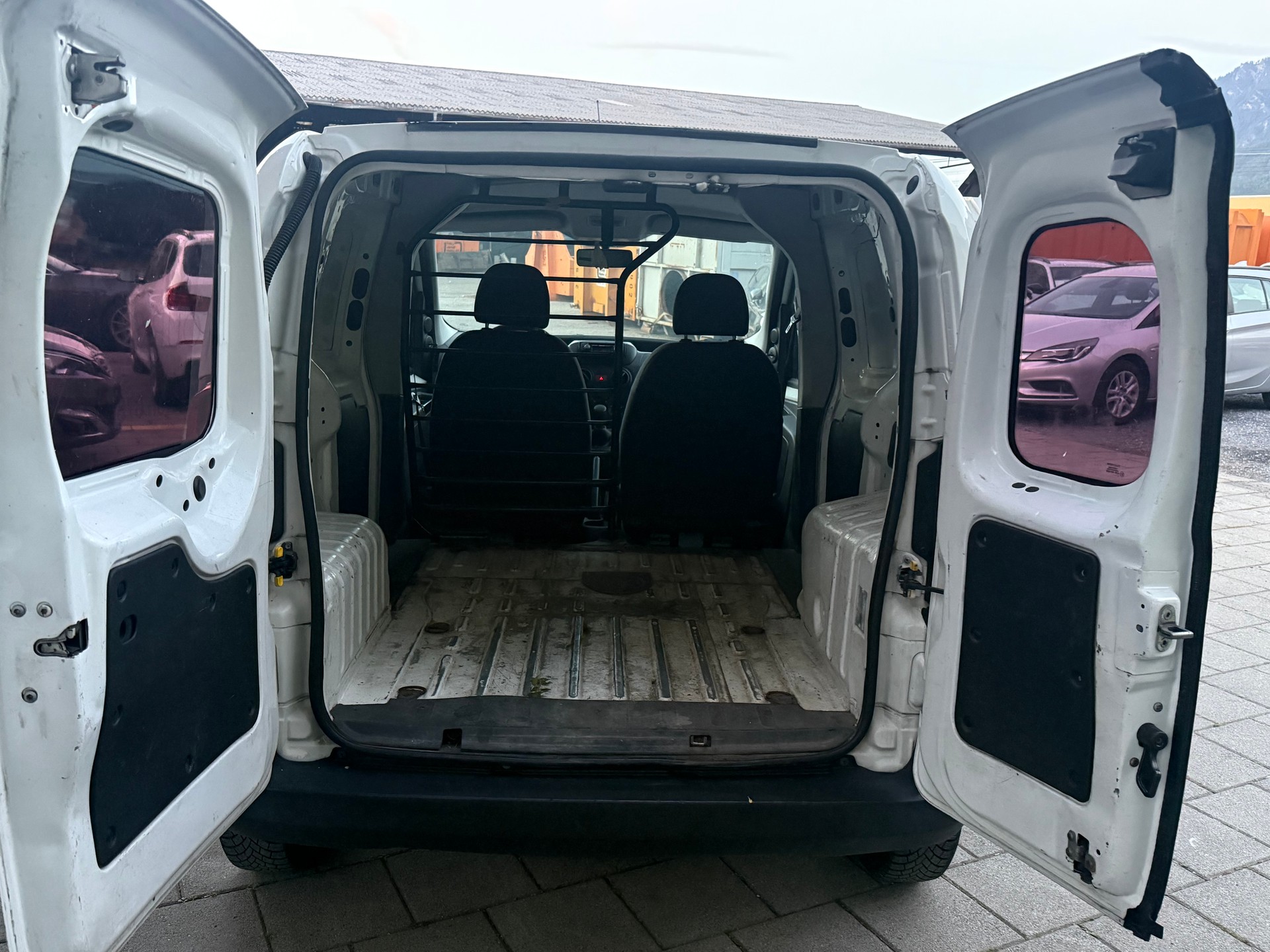 FIAT Fiorino 1.3 MJ Base-image-7