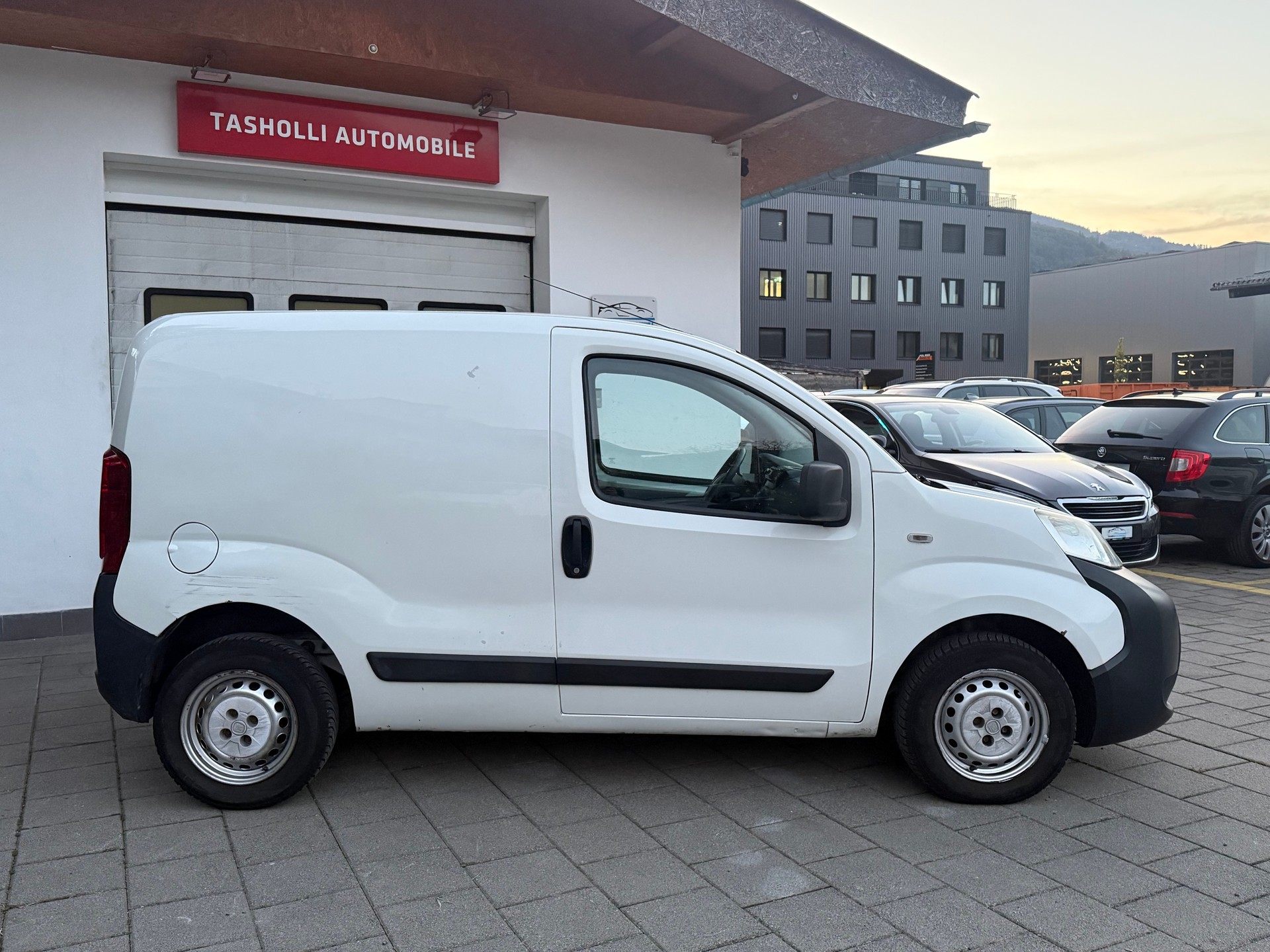 FIAT Fiorino 1.3 MJ Base-image-12