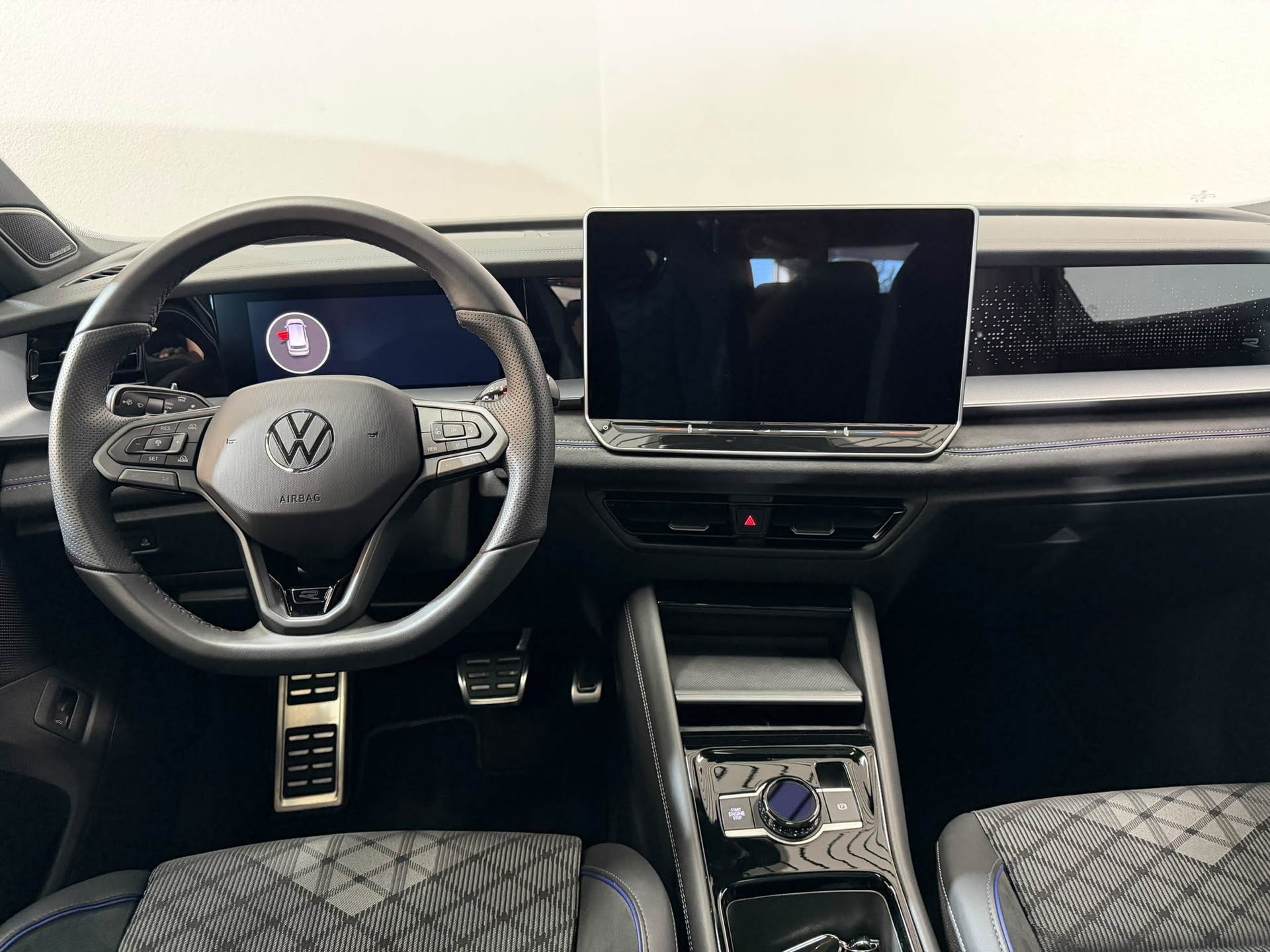 VW Tayron 2.0 TDI SCR R-Line 4Motion DSG-image-11