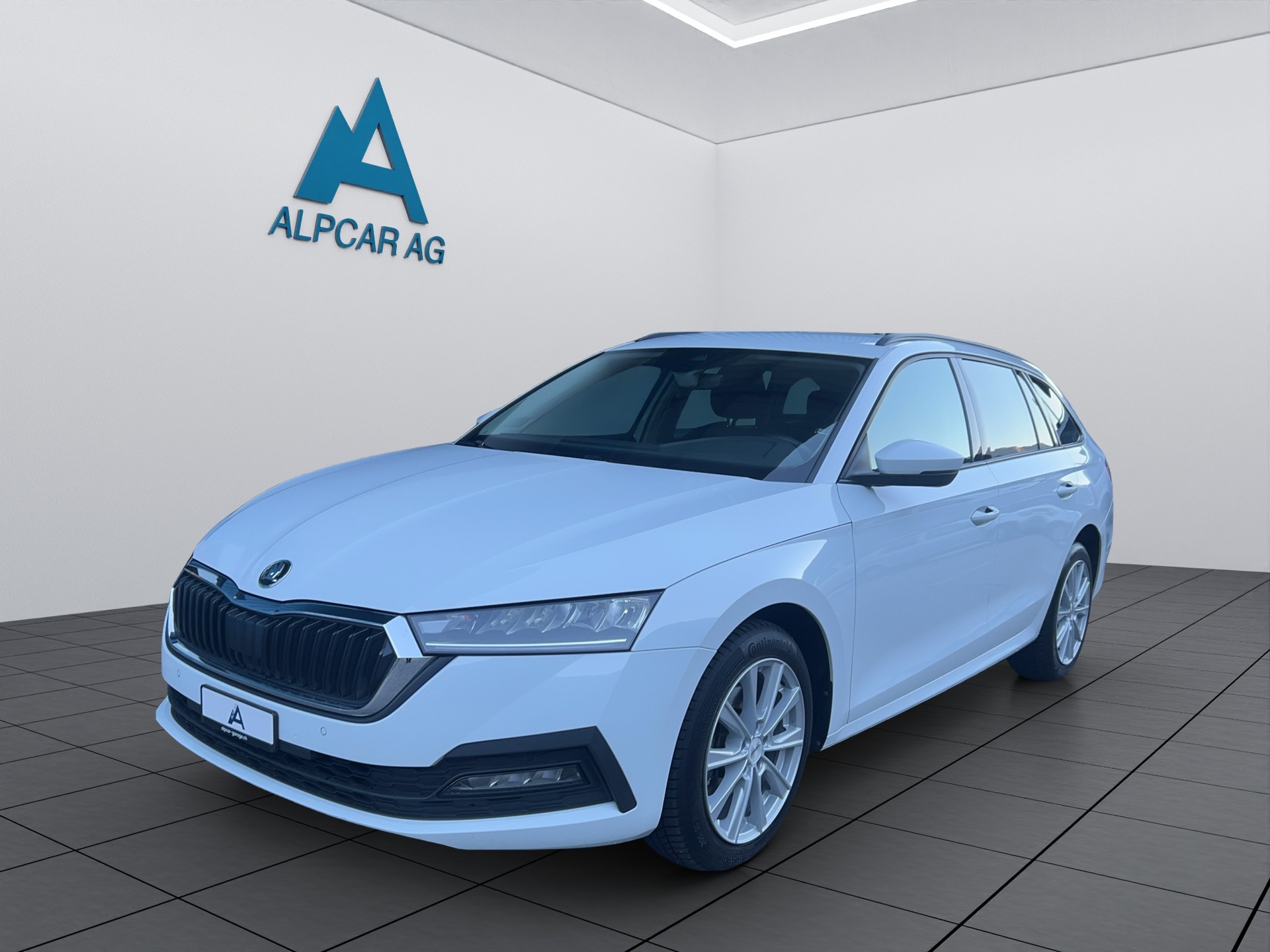 SKODA Octavia Combi 2.0 TSI Ambition DSG 4x4-image-2