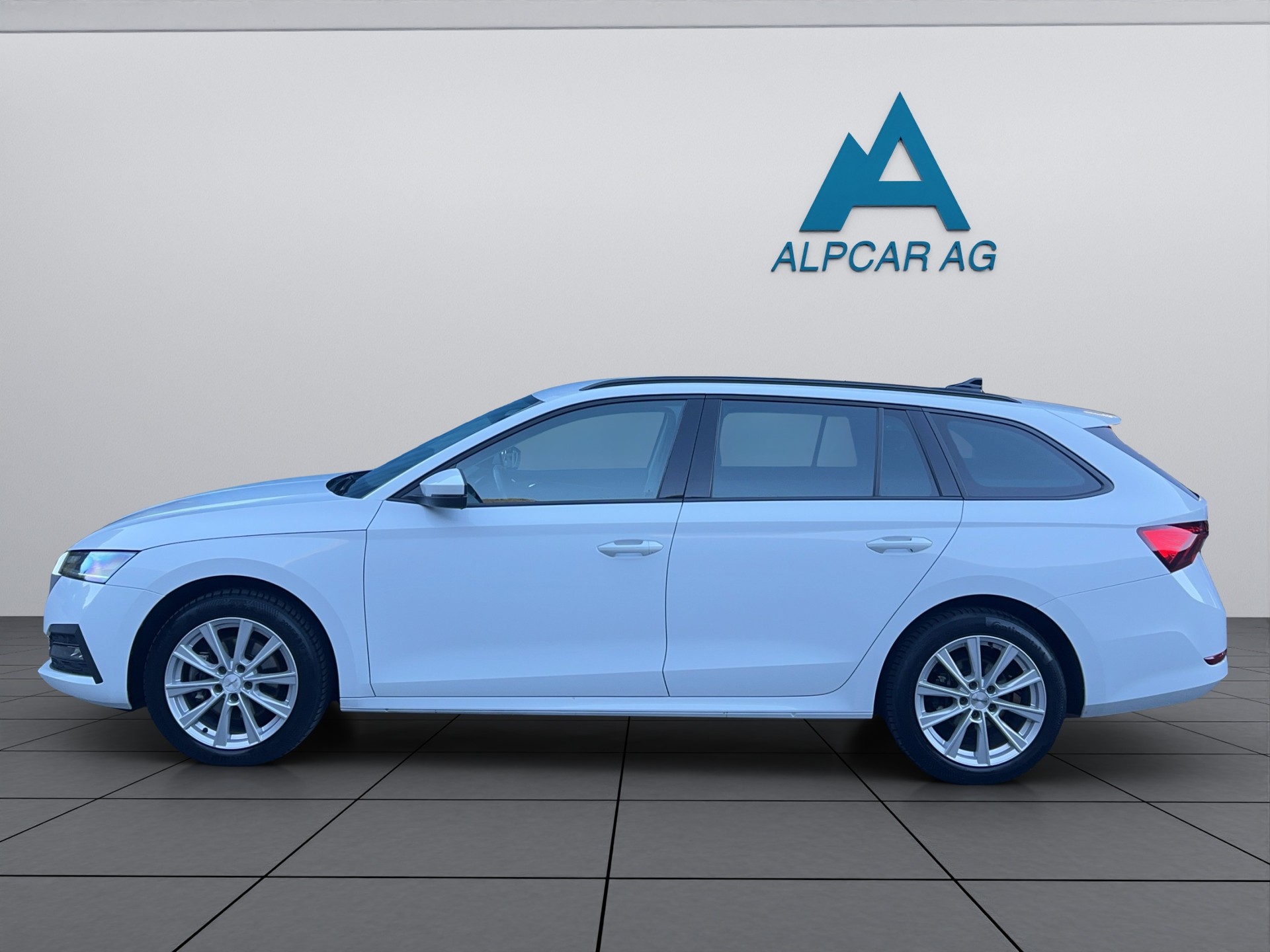 SKODA Octavia Combi 2.0 TSI Ambition DSG 4x4-image-3