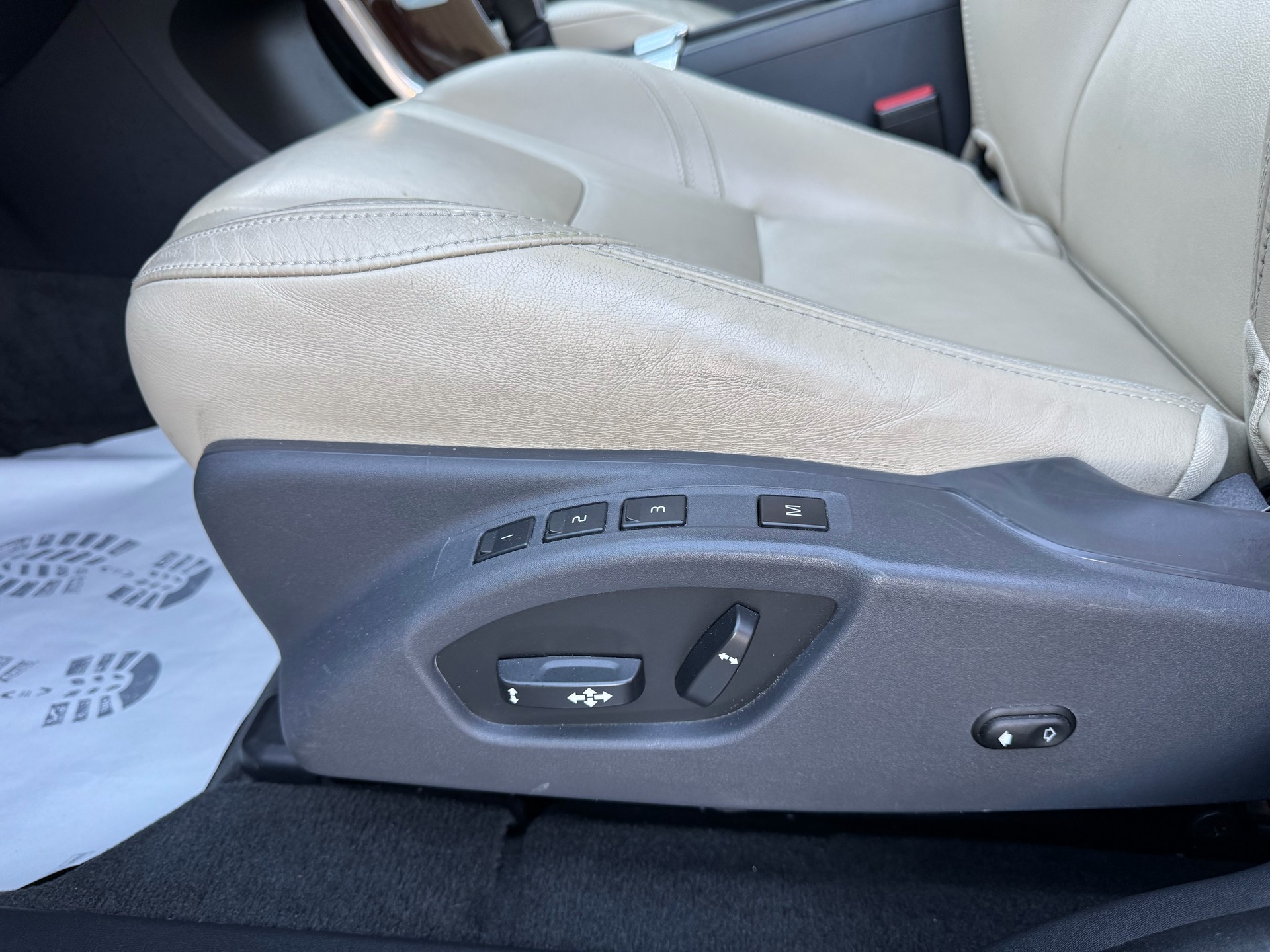 VOLVO XC60 D5 AWD Summum Geartronic-image-17