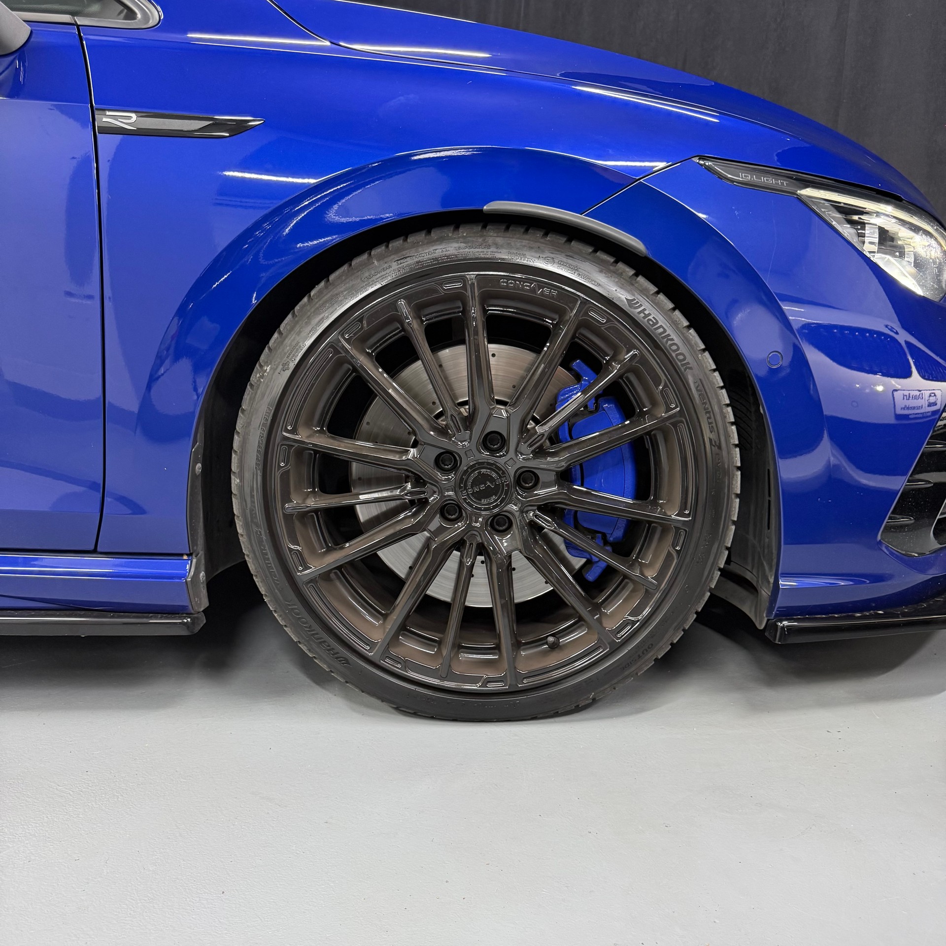 VW Golf 2.0 TSI R DSG 4Motion R-Performance-image-6