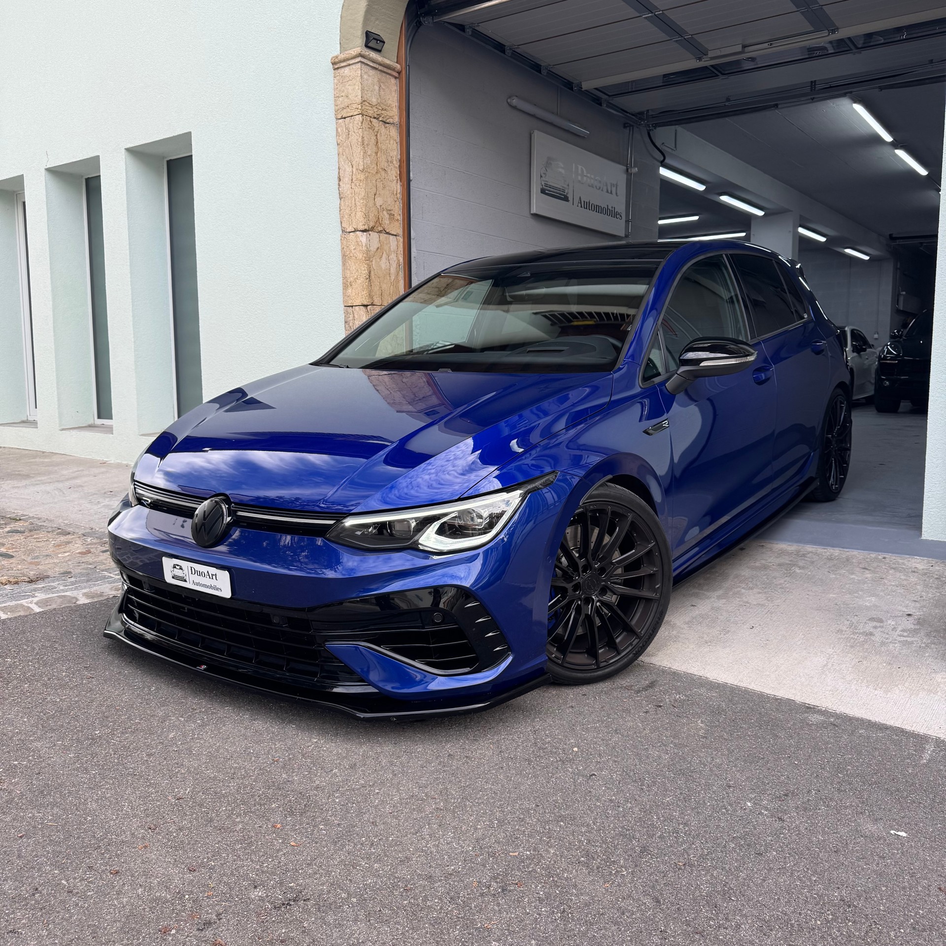 VW Golf 2.0 TSI R DSG 4Motion R-Performance