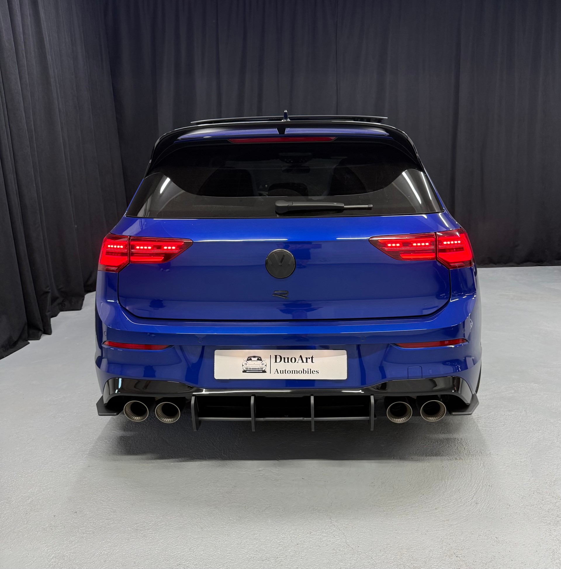 VW Golf 2.0 TSI R DSG 4Motion R-Performance-image-8