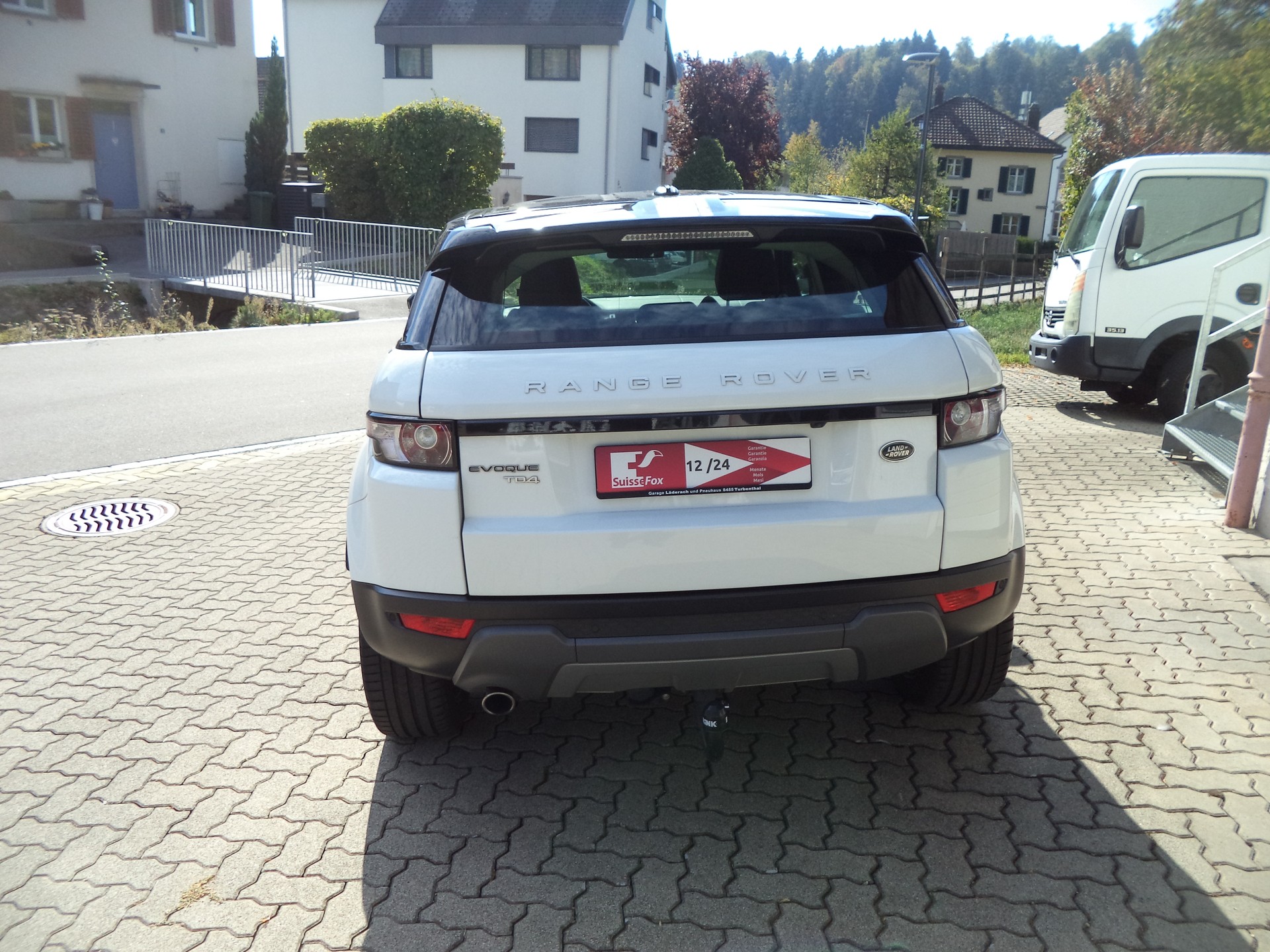 LAND ROVER Range Rover Evoque 2.2 TD4 Dynamic AT9-image-5