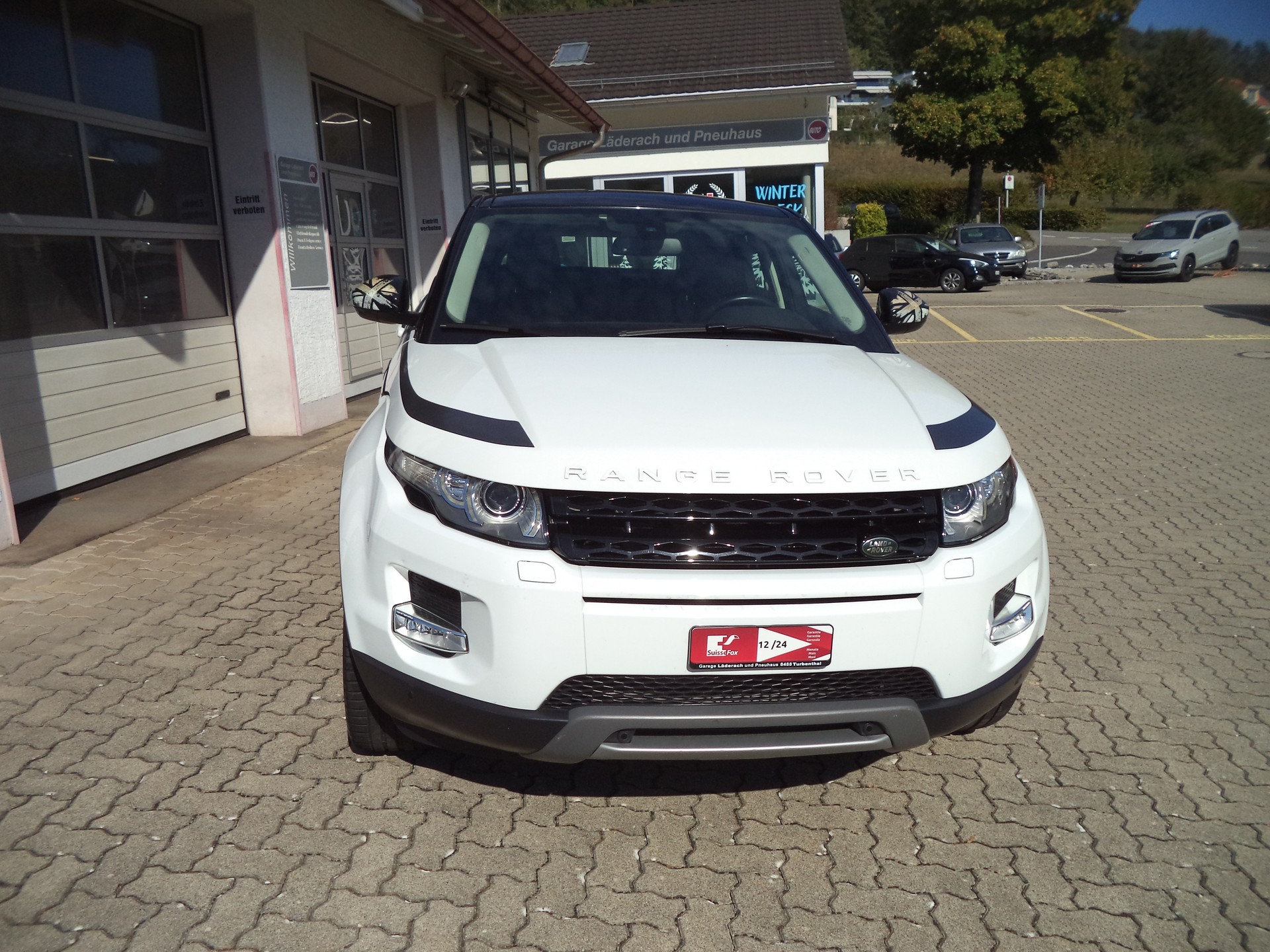 LAND ROVER Range Rover Evoque 2.2 TD4 Dynamic AT9-image-9