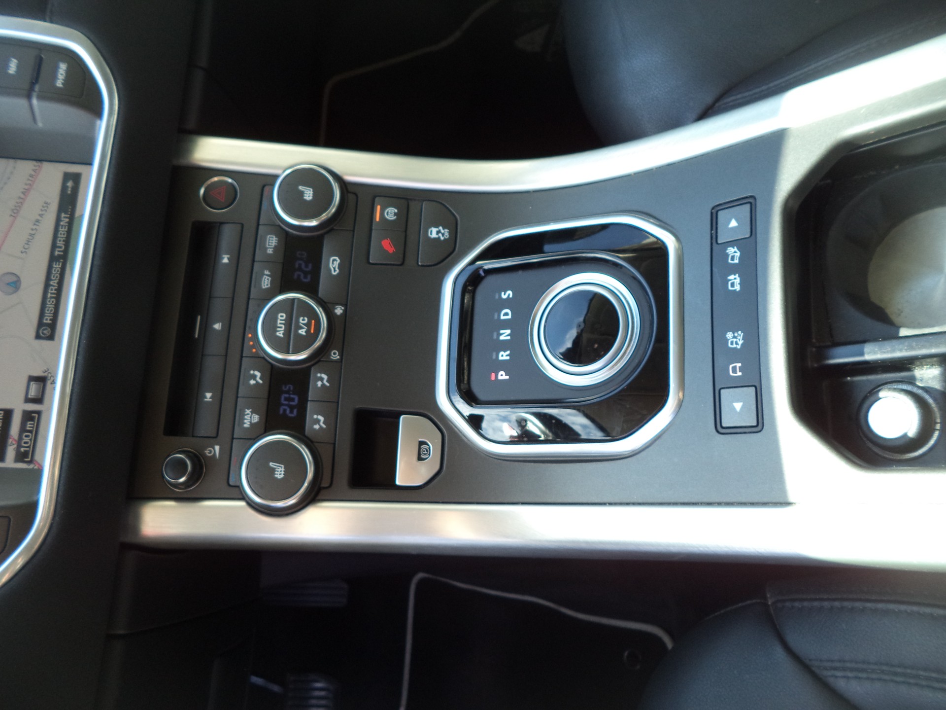 LAND ROVER Range Rover Evoque 2.2 TD4 Dynamic AT9-image-12