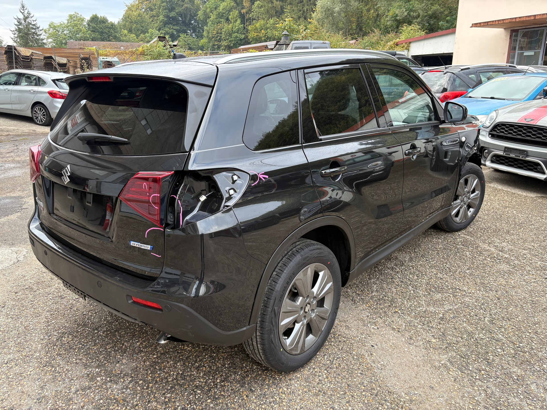 SUZUKI Vitara 1.4 Boosterjet Compact + 4x4 Hybrid Automatic-image-4