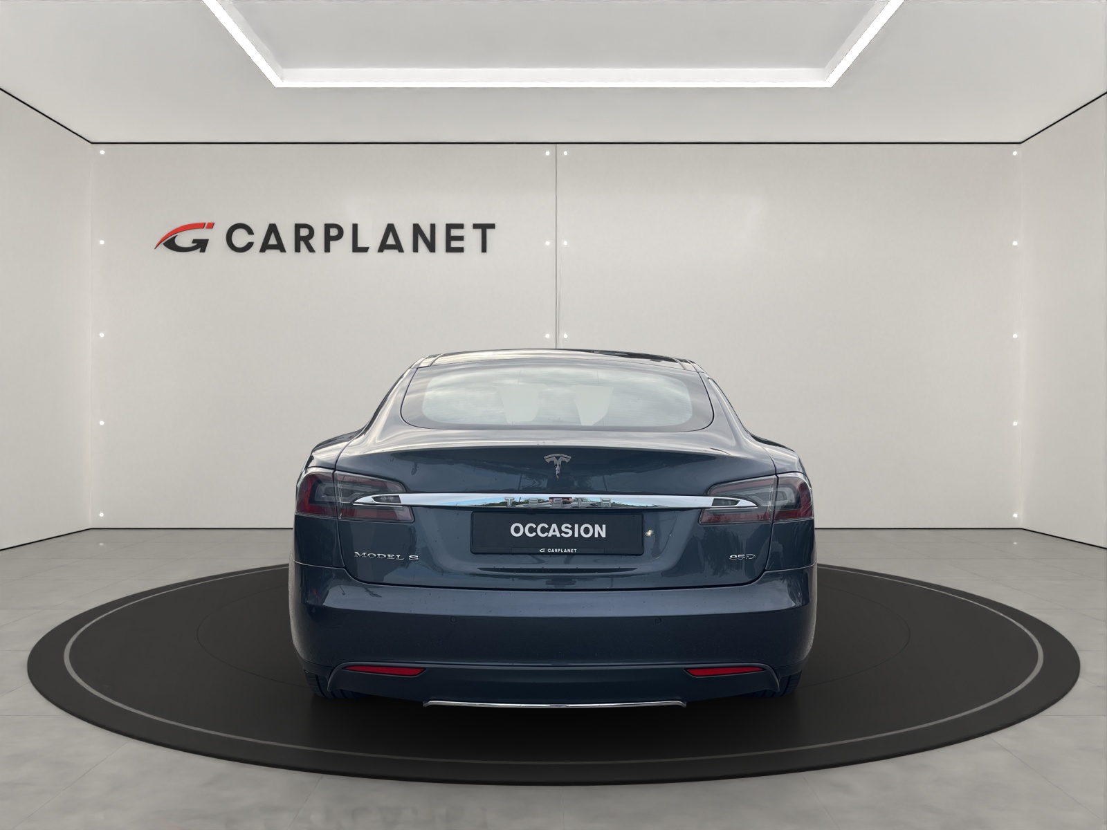 TESLA Model S 85 D-image-4