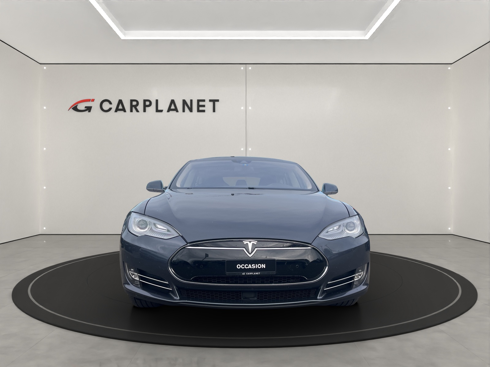TESLA Model S 85 D-image-5