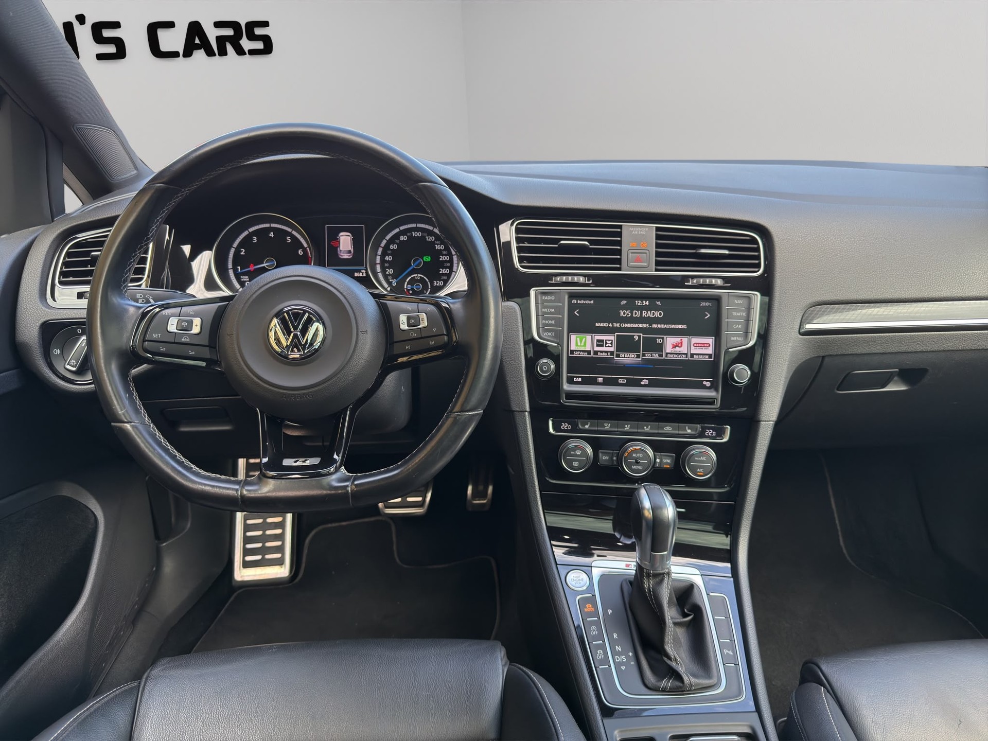 VW Golf Variant 2.0 TSI R 4 Motion DSG-image-14