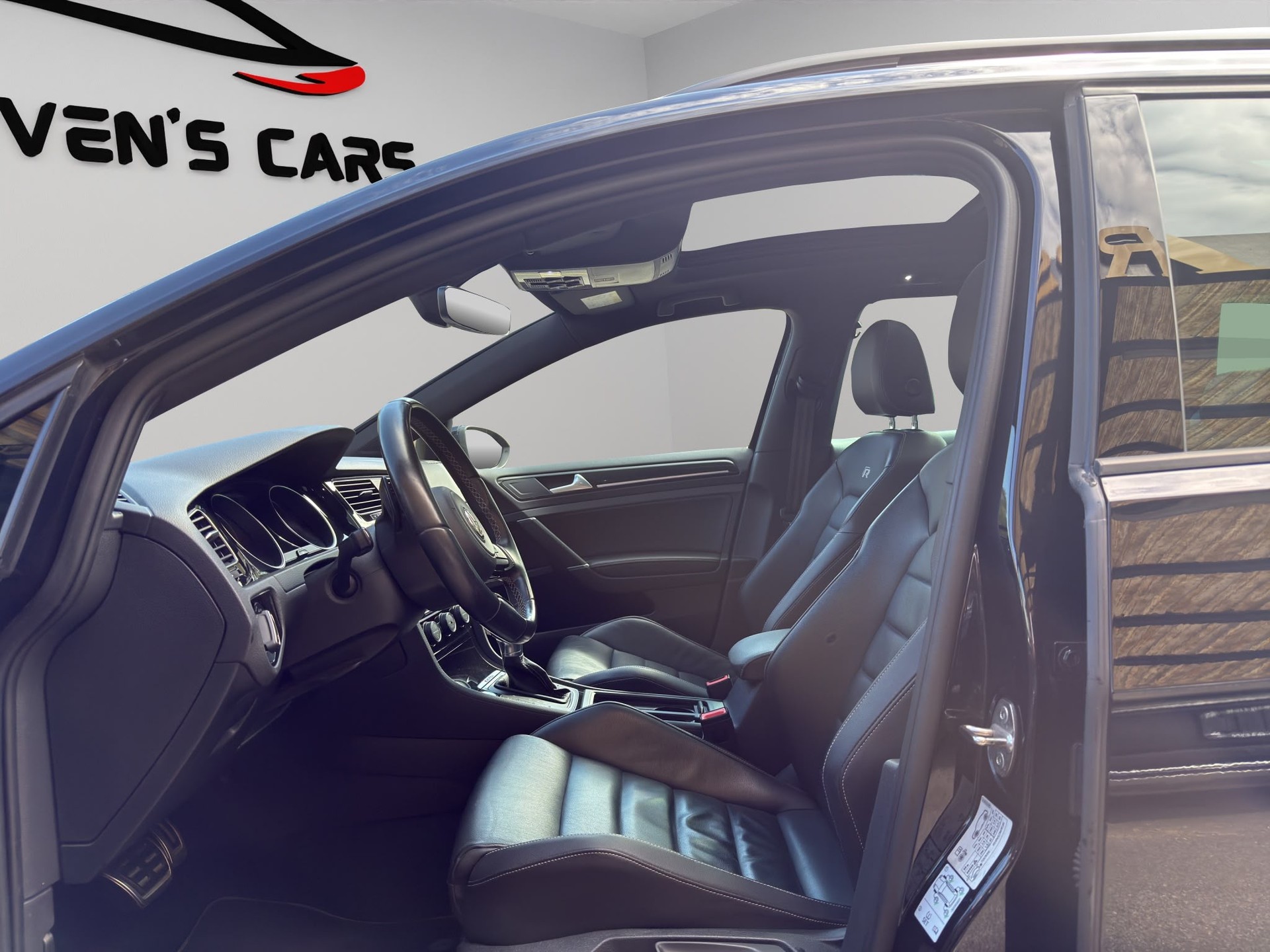 VW Golf Variant 2.0 TSI R 4 Motion DSG-image-8