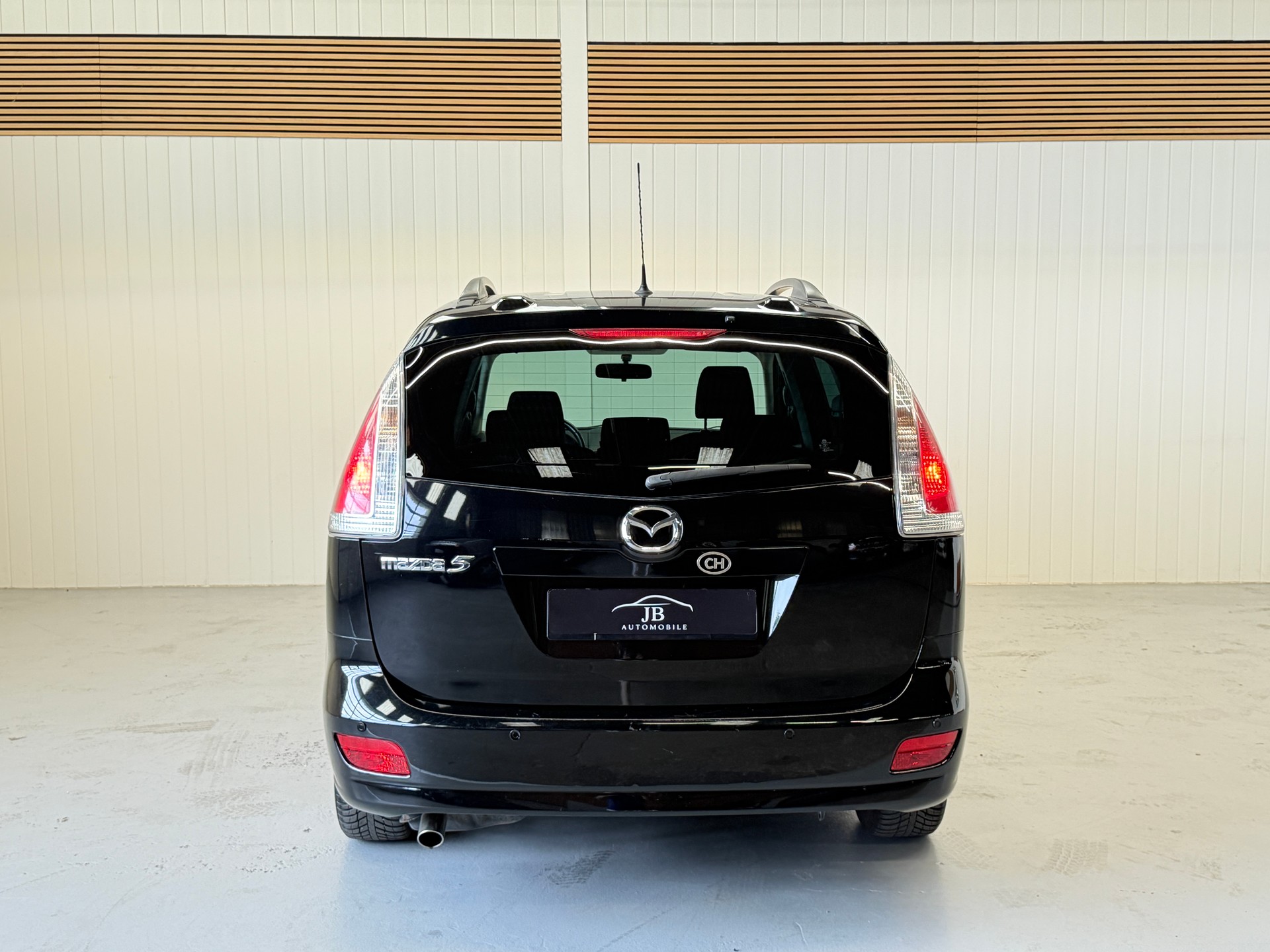 MAZDA 5 2.0 16V Automatic - 7 Plätze - Carplay Navi-image-3