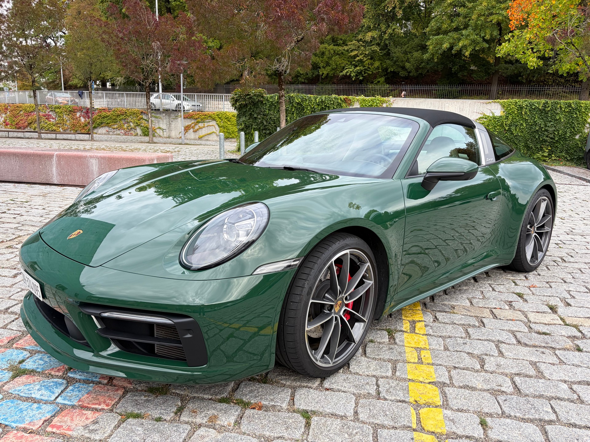 PORSCHE 3.0 Carrera 4S-image-2