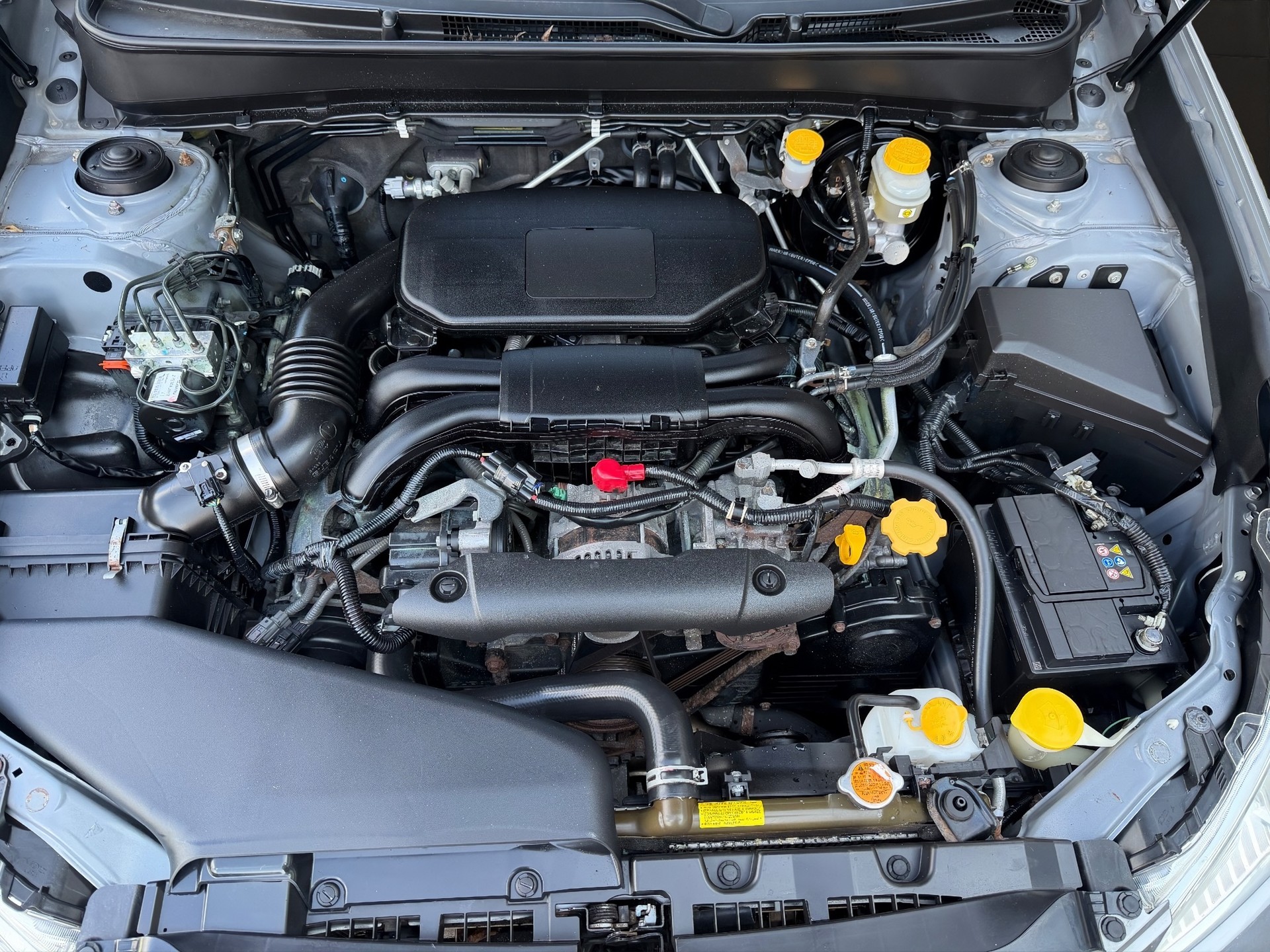 SUBARU Legacy 2.0i Limited AWD-image-26