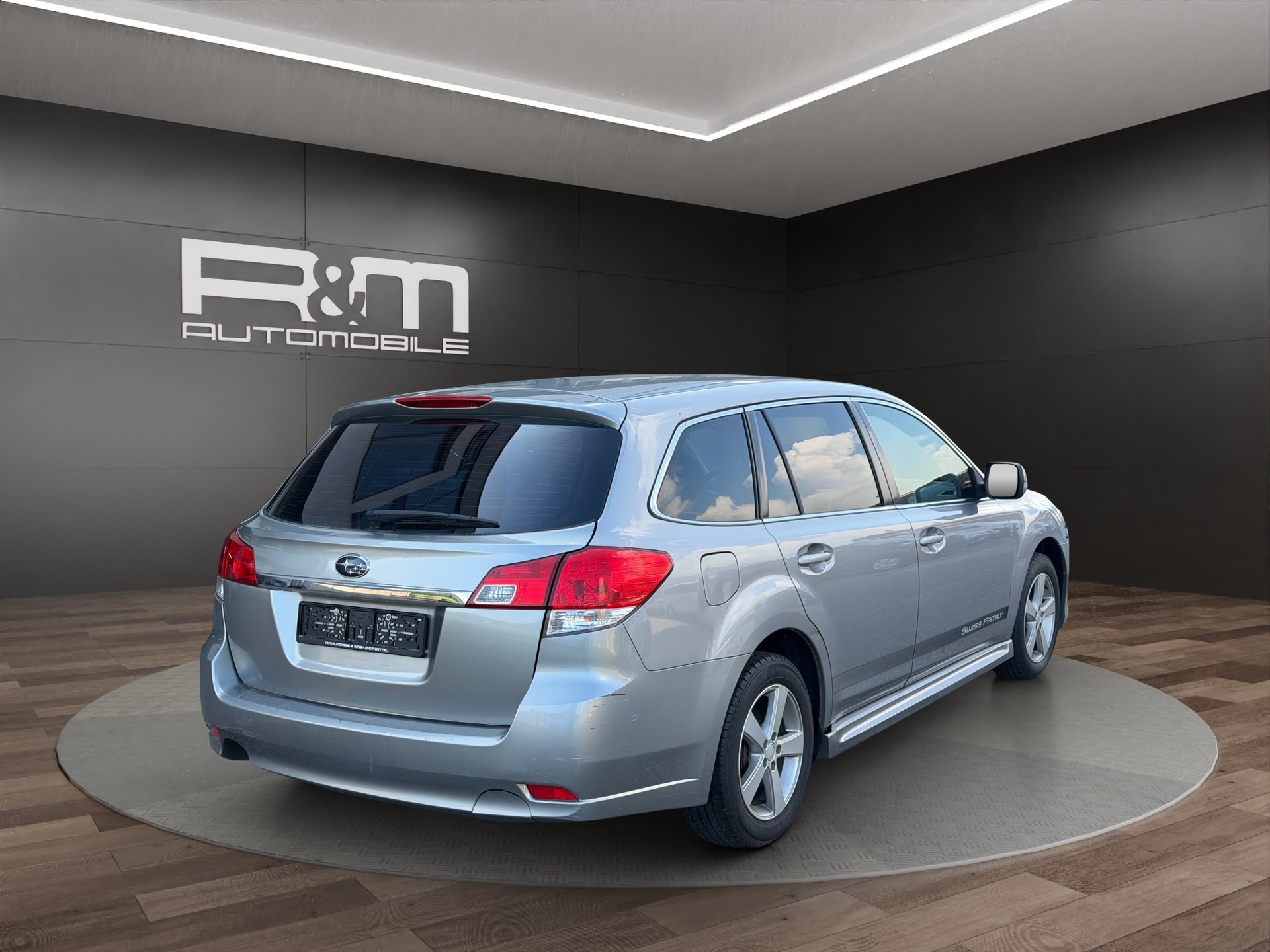 SUBARU Legacy 2.0i Limited AWD-image-3