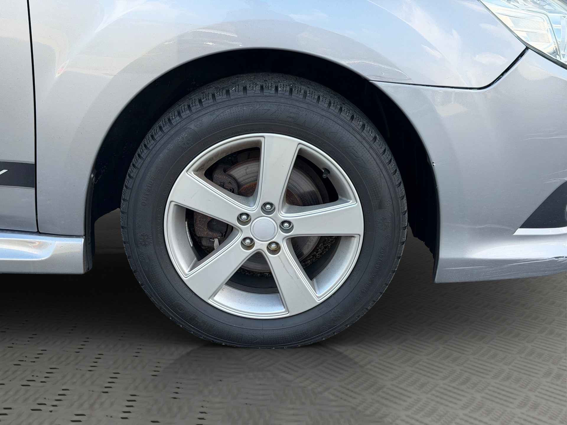SUBARU Legacy 2.0i Limited AWD-image-23