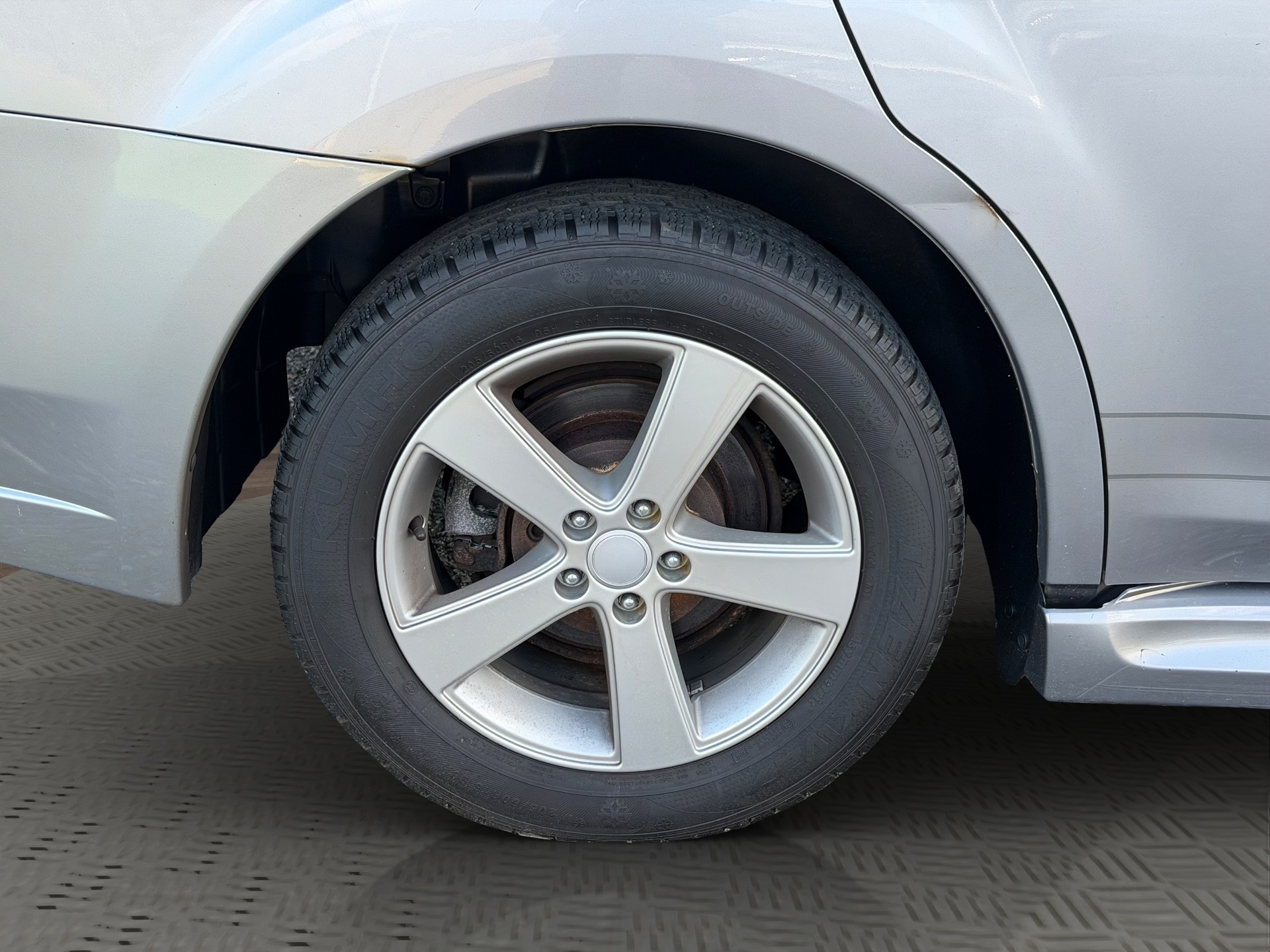 SUBARU Legacy 2.0i Limited AWD-image-25