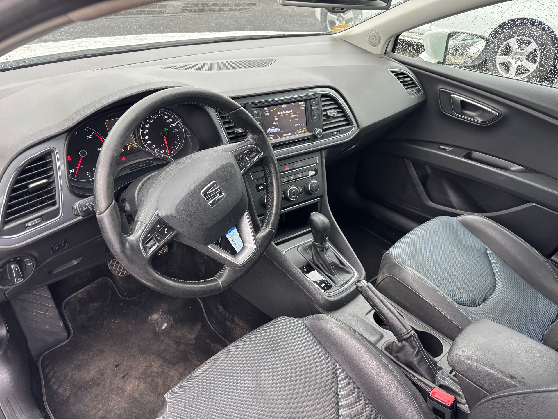 SEAT Leon SC 1.6 TDI Style ITECH DSG-image-9