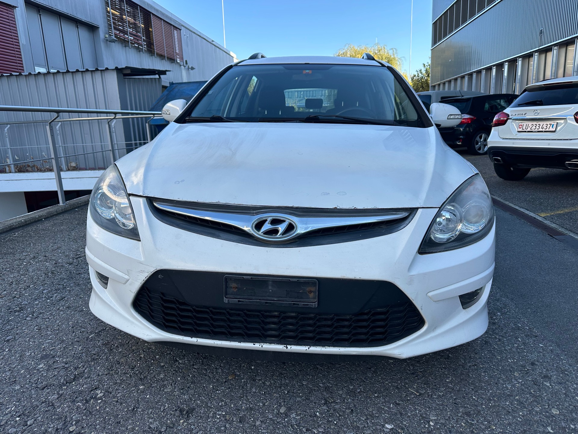 HYUNDAI i30 Wagon 1.6 Swiss Plus Edition-image-1