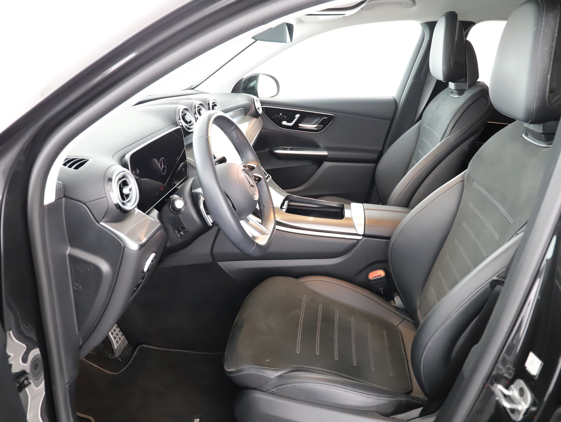 MERCEDES-BENZ GLC 220 d 4M 9G-Tronic-image-8