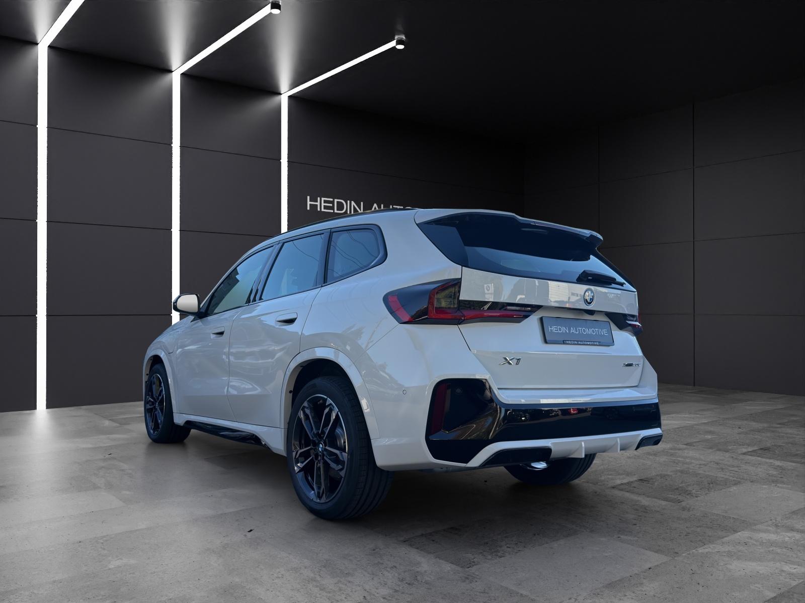 BMW X1 30e xDrive-image-2