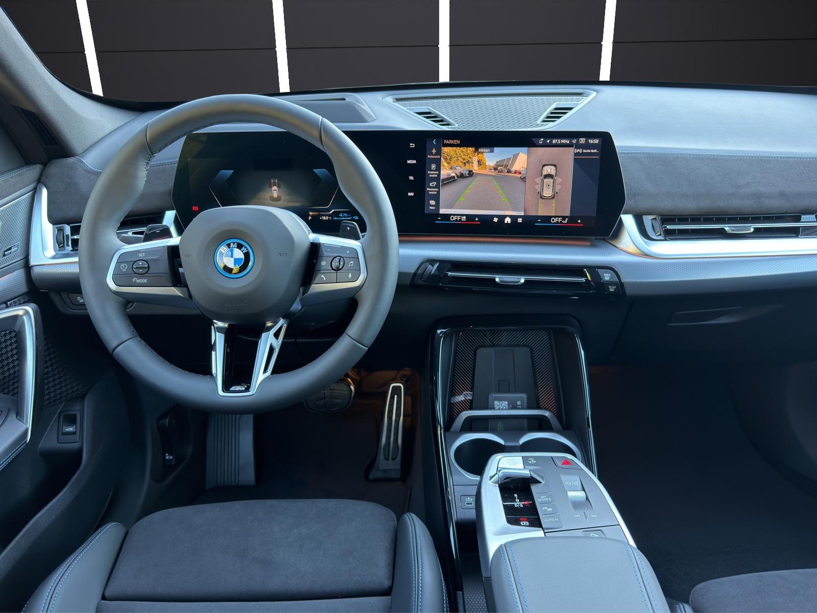 BMW X1 30e xDrive-image-11