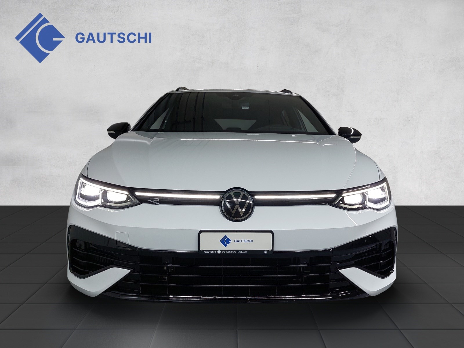 VW Golf Variant 2.0 TSI R DSG 4Motion-image-4