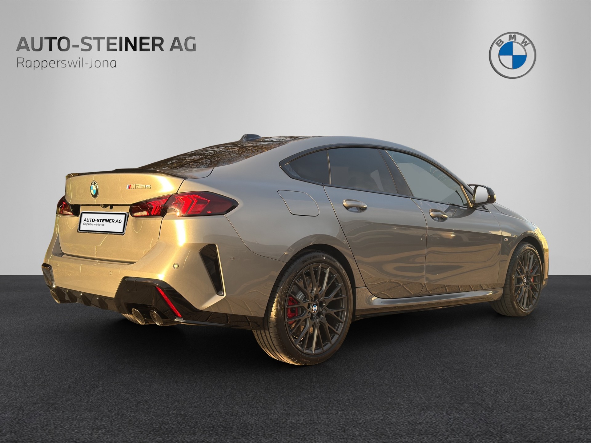 BMW M235 xDrive Gran Coupé M Sport Pro-image-4