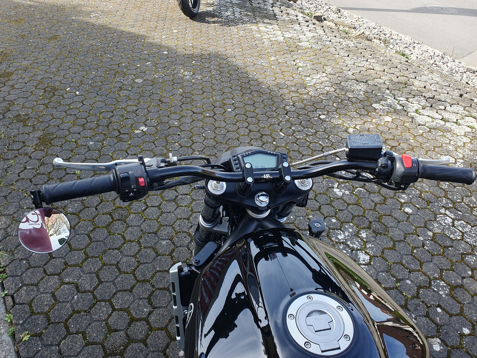 YAMAHA FZS 1000 Fazer-image-2
