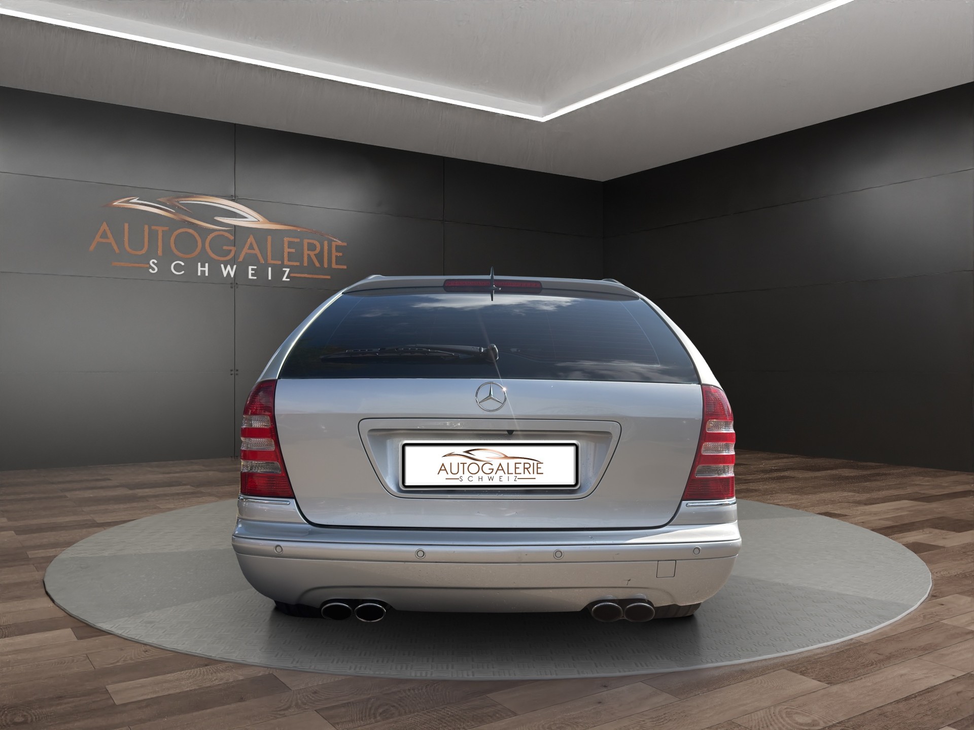 MERCEDES-BENZ C 55 AMG Automatic | CH | Nur 595 Stück gebaut | MFK 08/25 | CarPlay Alpine | Rück-Kamera | DashCam | ORIGINALZUSTAND |-showroom-element-3