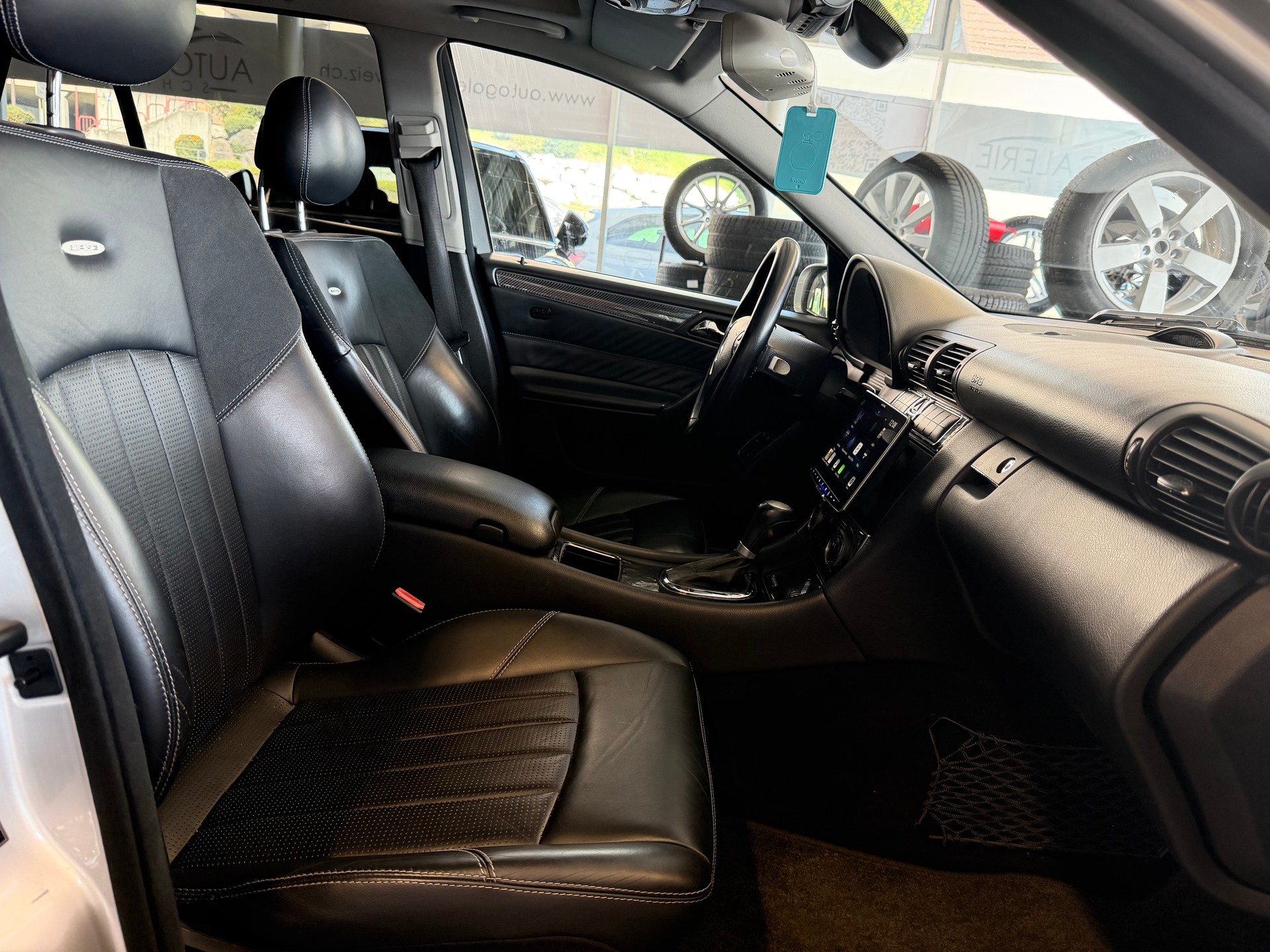 MERCEDES-BENZ C 55 AMG Automatic | CH | Nur 595 Stück gebaut | MFK 08/25 | CarPlay Alpine | Rück-Kamera | DashCam | ORIGINALZUSTAND |-image-23