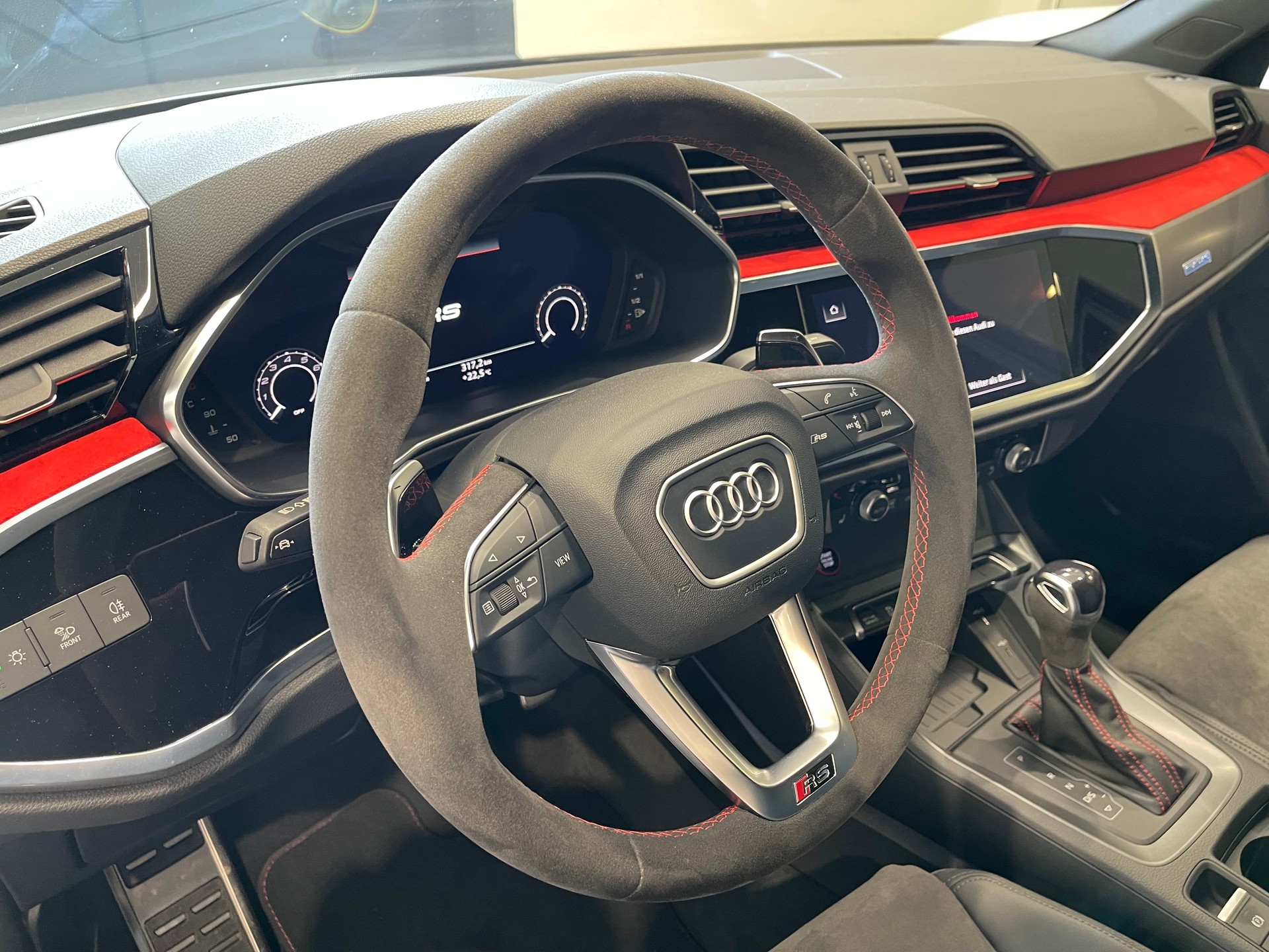 AUDI RS Q3 2.5 TFSI quattro S tronic *NARDO*-image-15