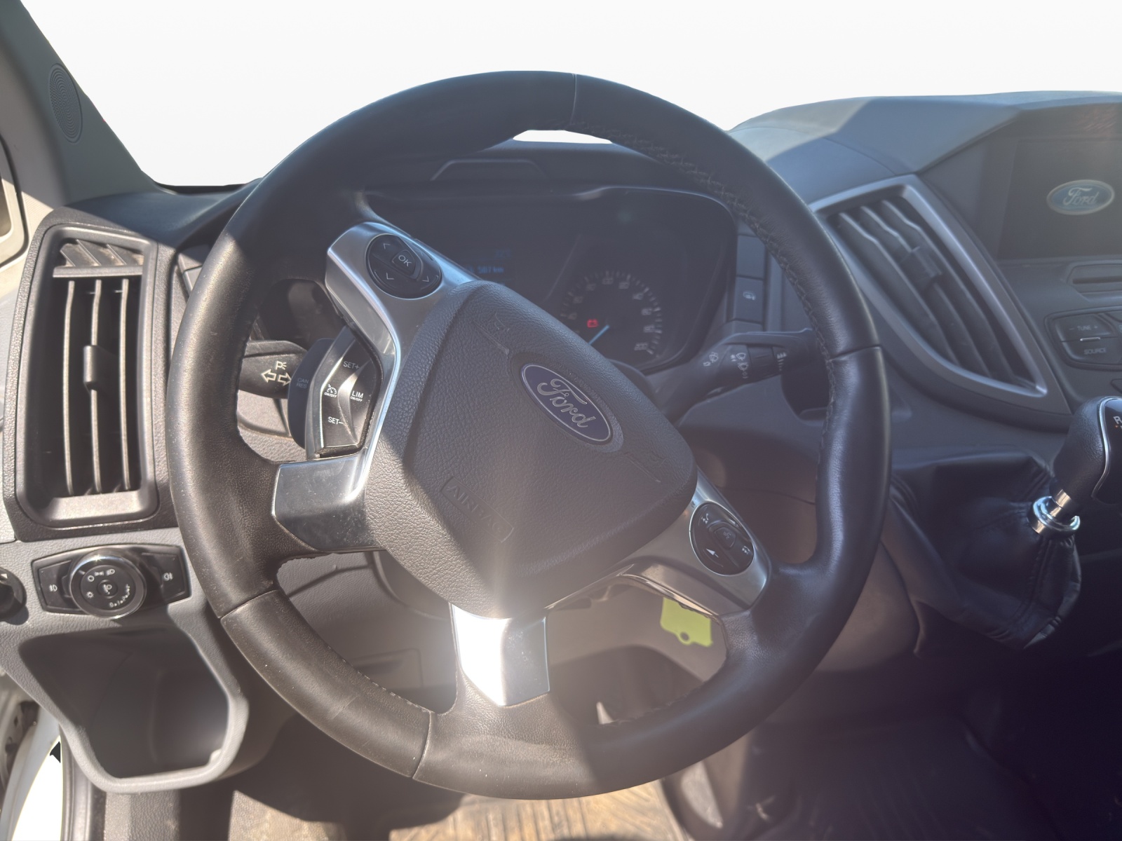 FORD Transit Van 350 L3 Trend 2.0 TDCi 130 FWD-image-11