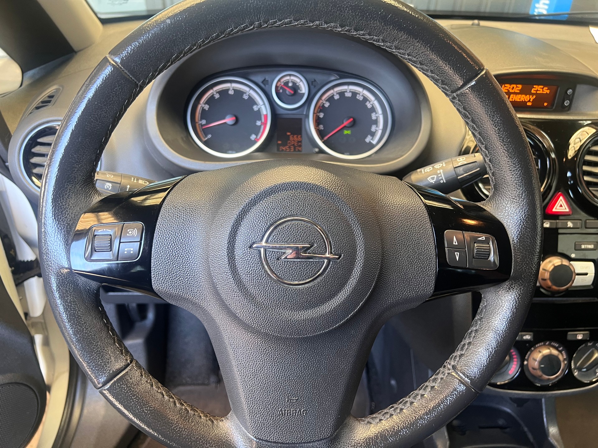 OPEL Corsa 1.4 TP Sport OPC Line-image-6