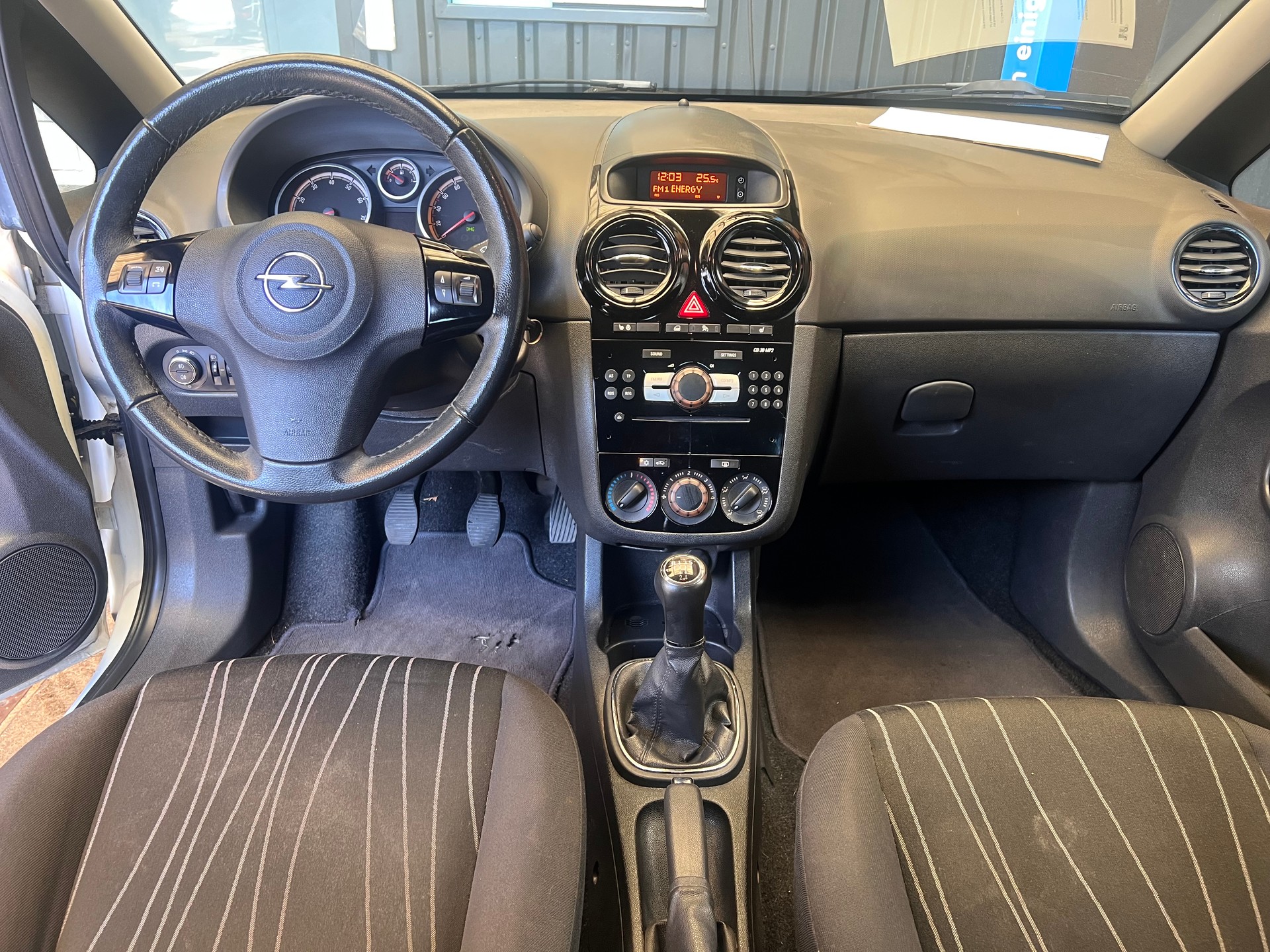 OPEL Corsa 1.4 TP Sport OPC Line-image-4