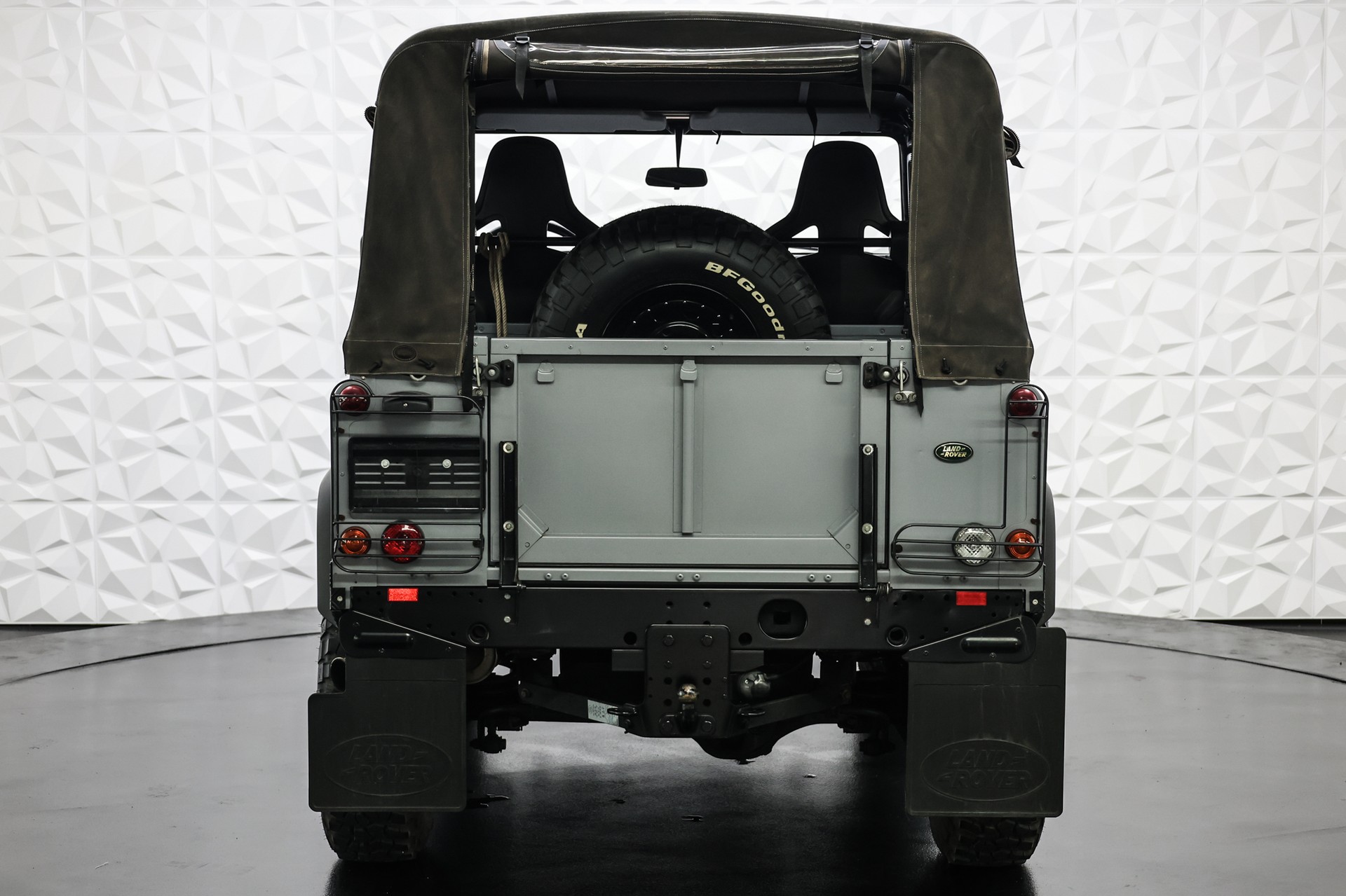 LAND ROVER Defender 90 TD5-image-4