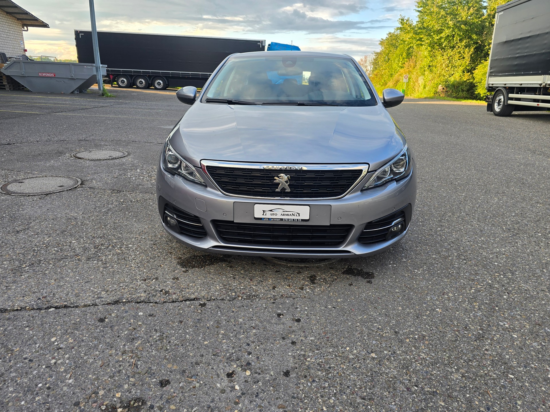PEUGEOT 308 SW 1.5 BlueHDI Allure-image-0